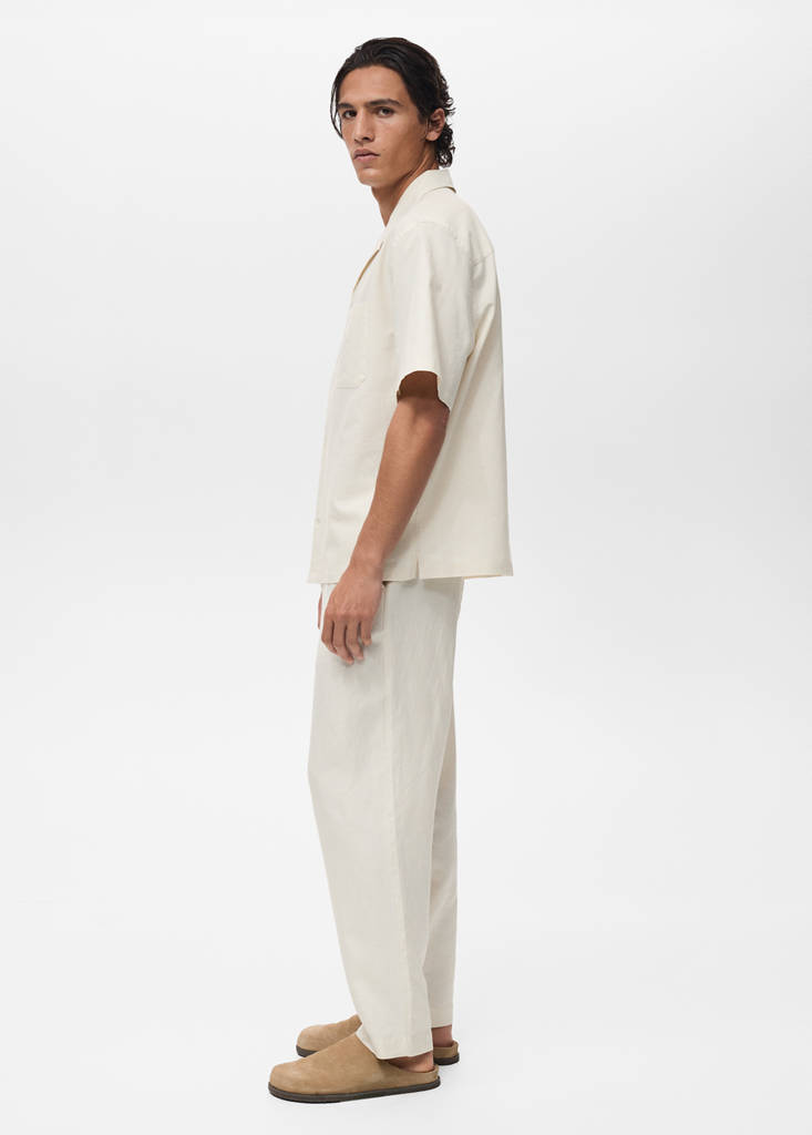 Linen shirt with bowling collar and pocket — Ivory White