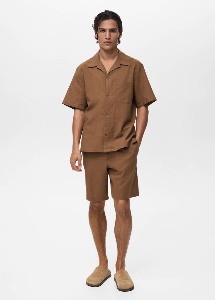 Linen shirt with bowling collar and pocket — Tobacco Brown