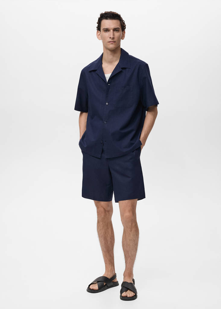 Linen shirt with bowling collar and pocket — Ink Blue