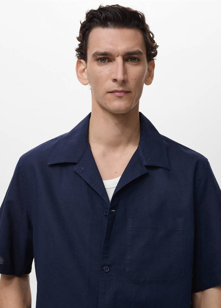 Linen shirt with bowling collar and pocket — Ink Blue