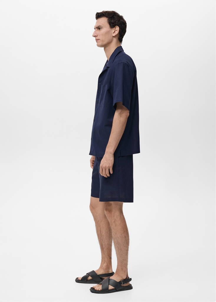 Linen shirt with bowling collar and pocket — Ink Blue