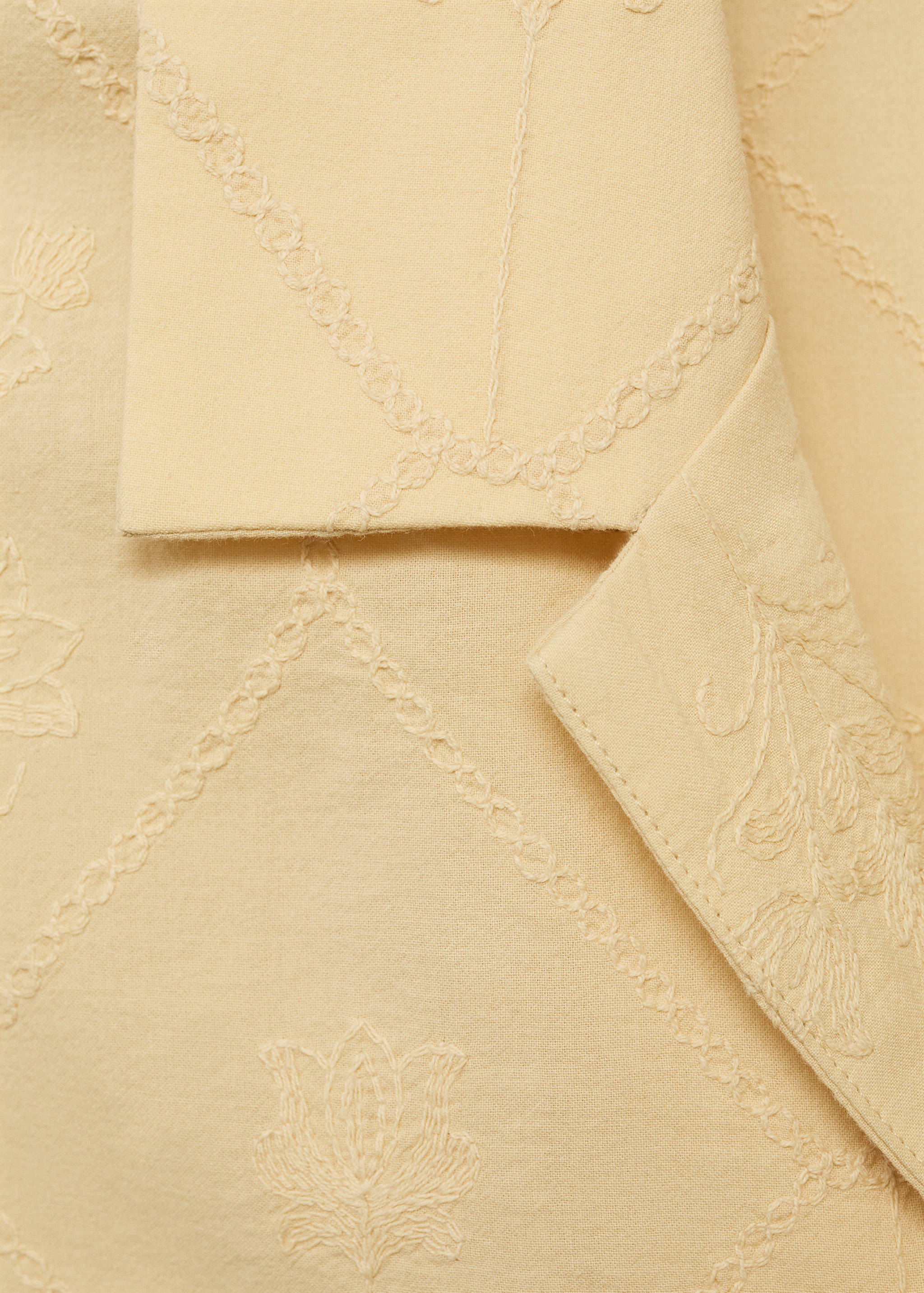 Shirt with embroidered bowling collar - Details of the article 8