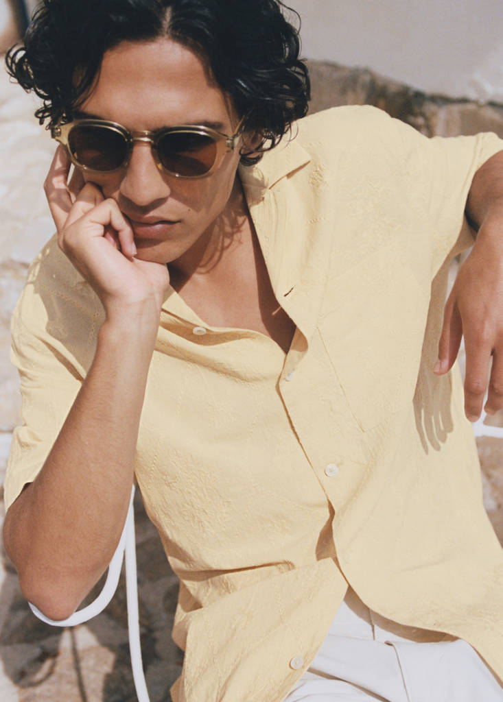 Shirt with embroidered bowling collar — Vanilla