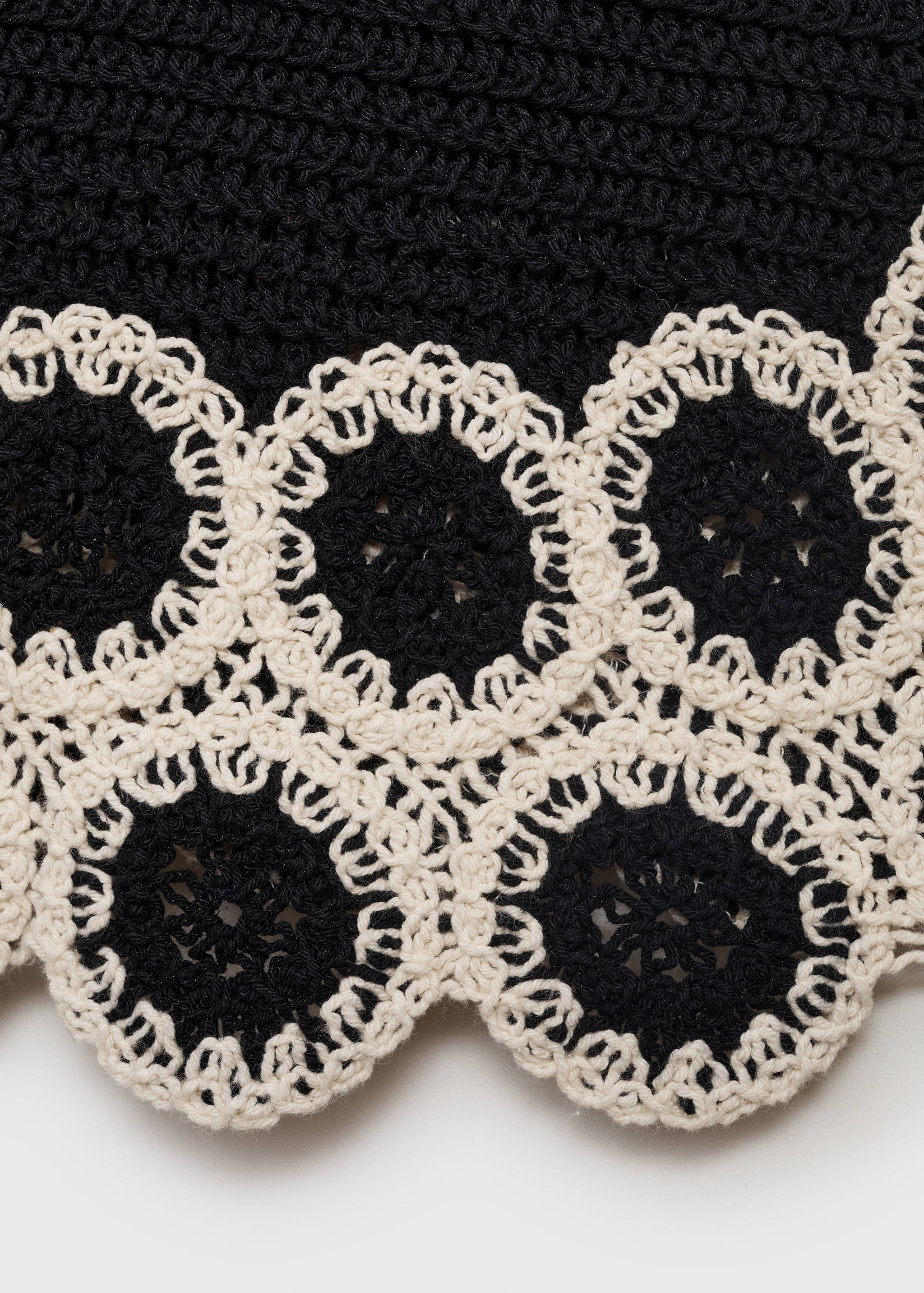 Circular-print crochet waistcoat - Details of the article 8