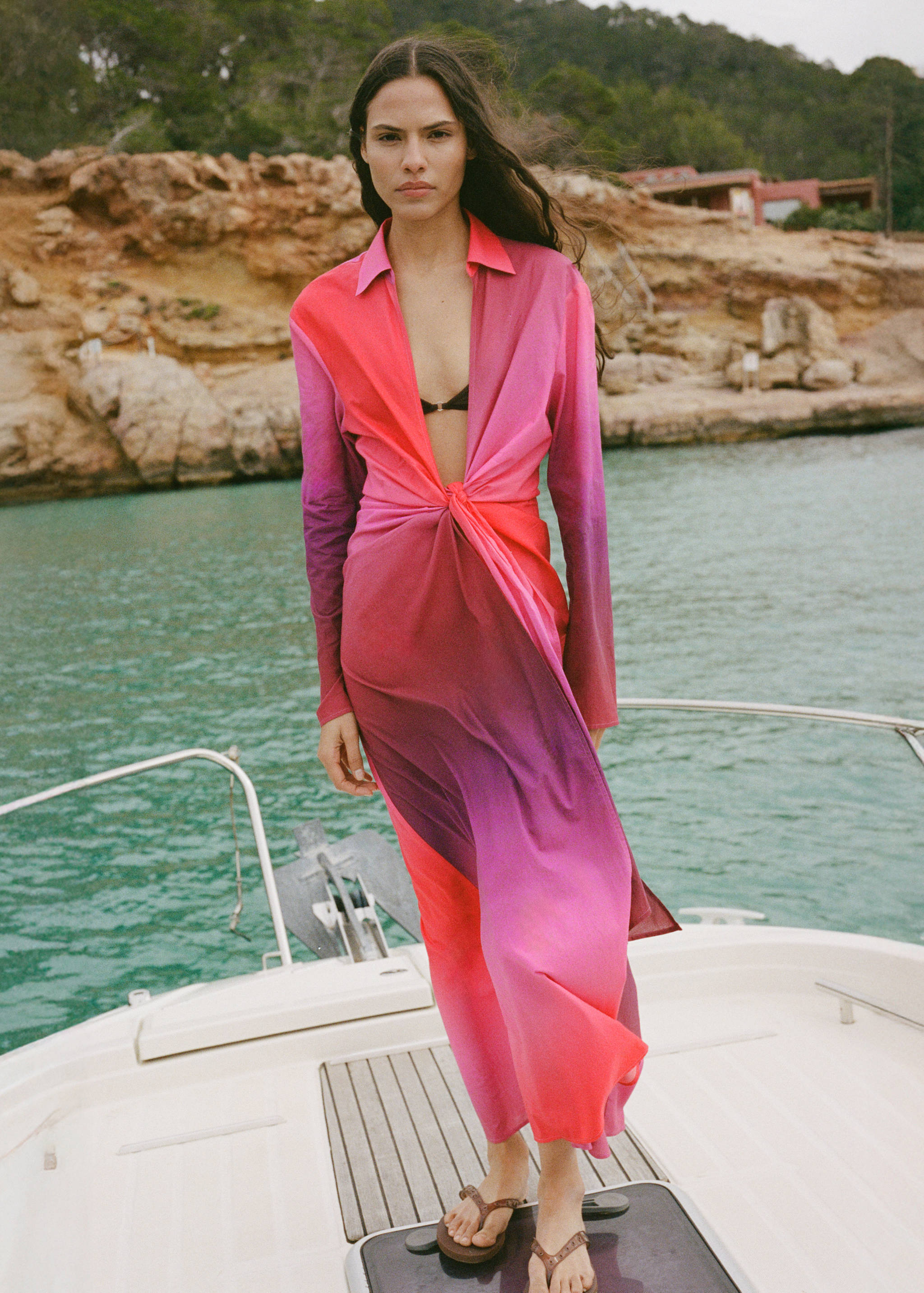 Vestido de algodão tie-dye - Plano geral