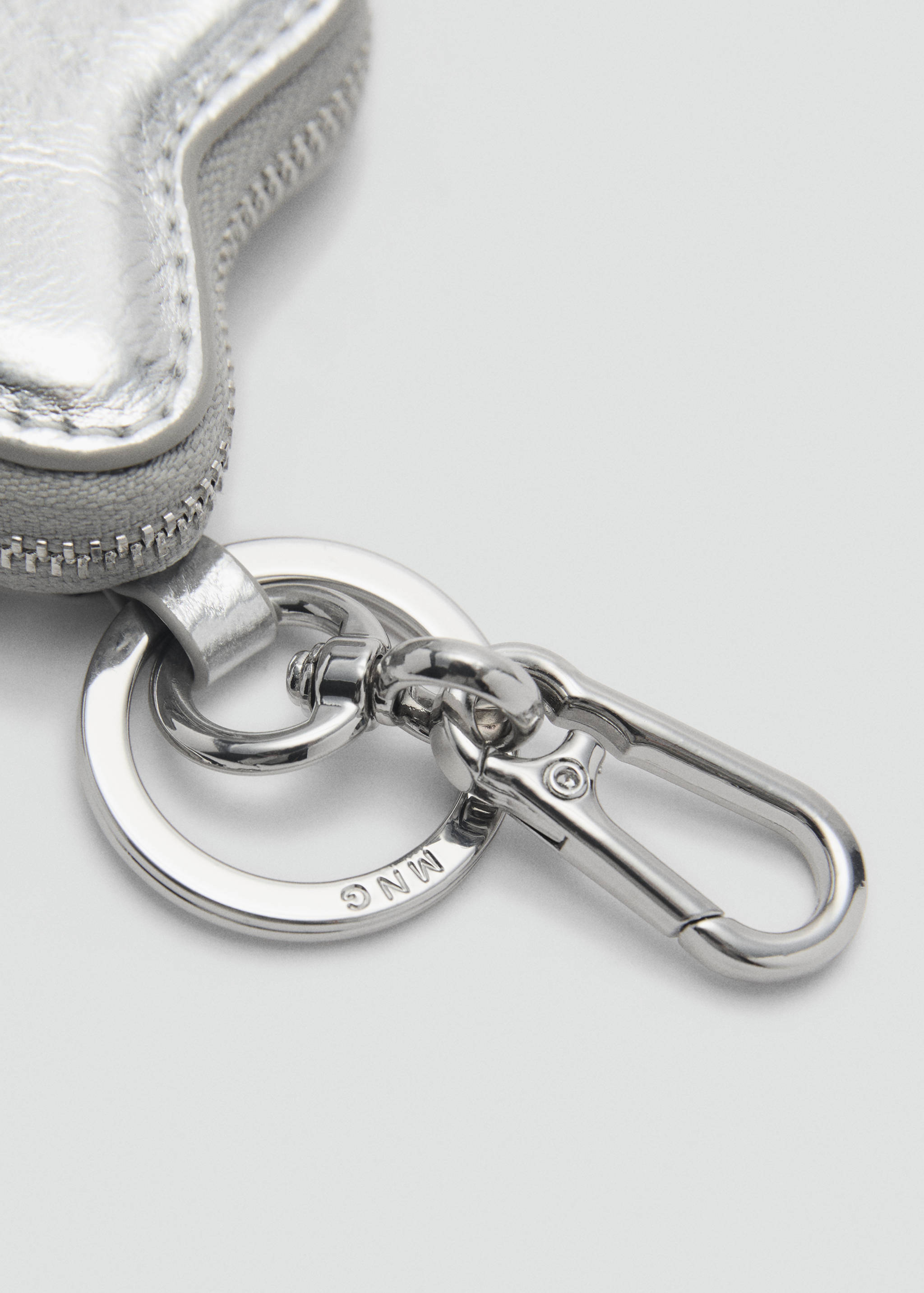 Star keychain - Details of the article 1