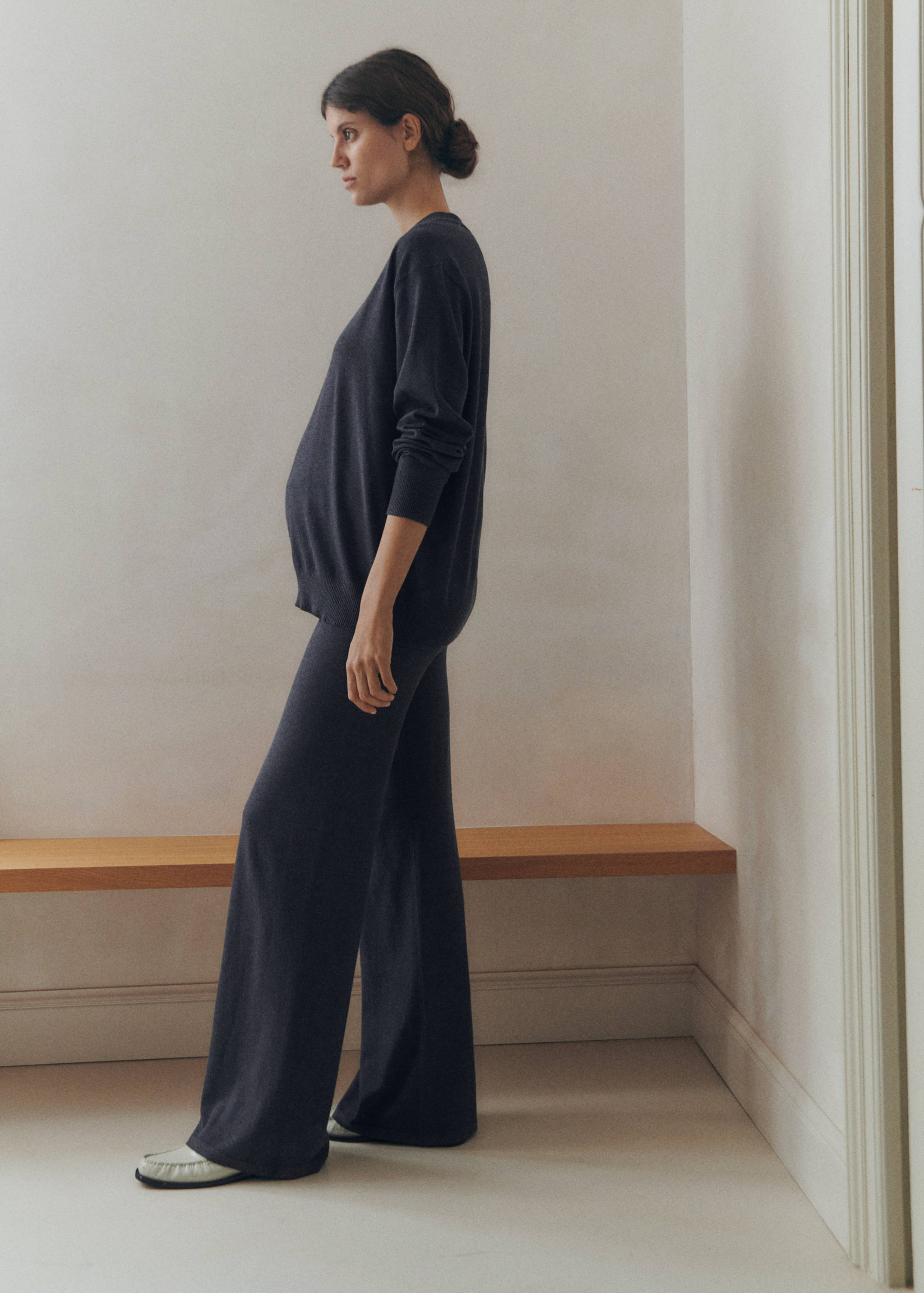 Wide leg knitted maternity trousers - General plane