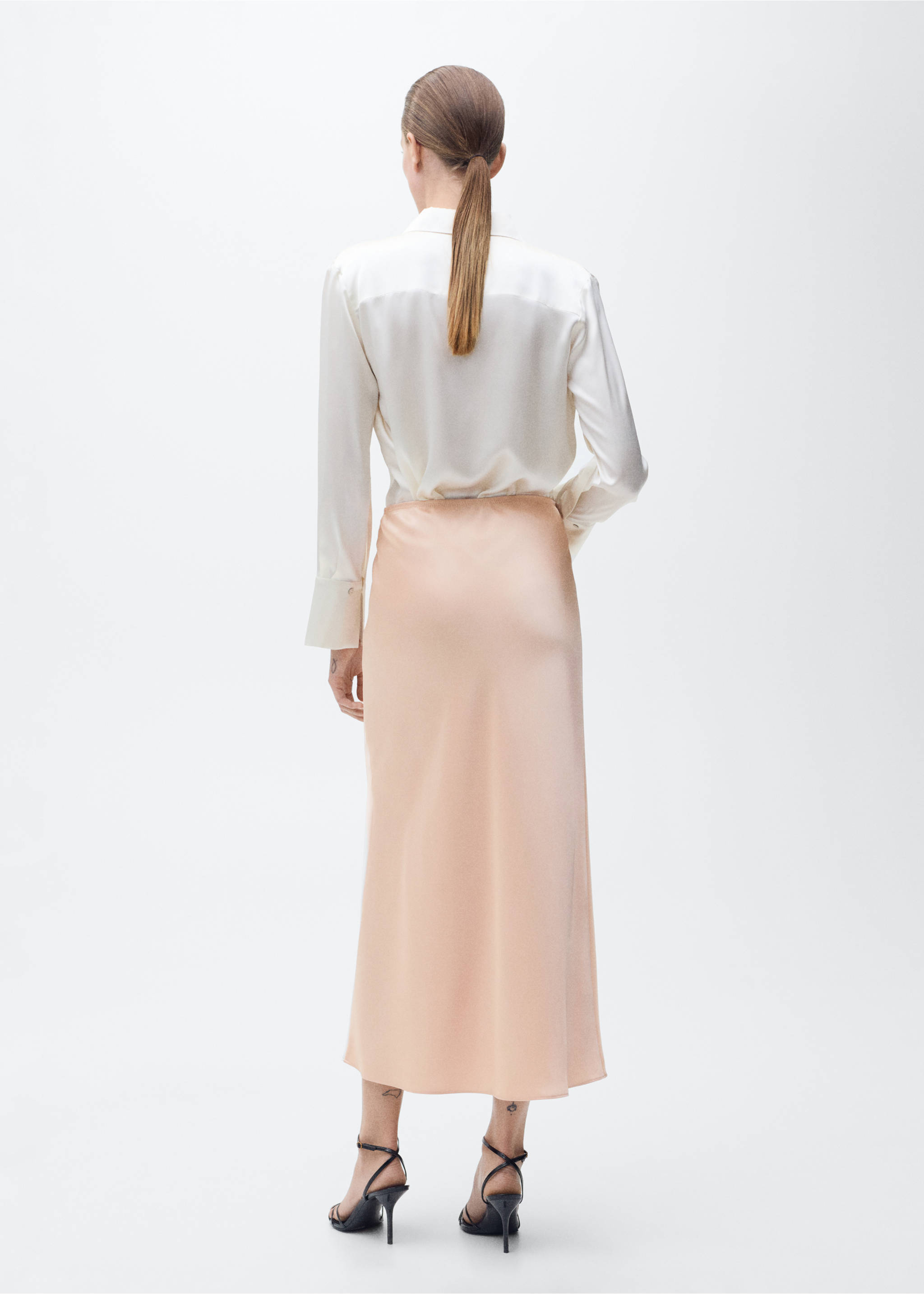 Falda midi satinada - Reverso del artículo, Salmón. Ref: 87070455-00.
