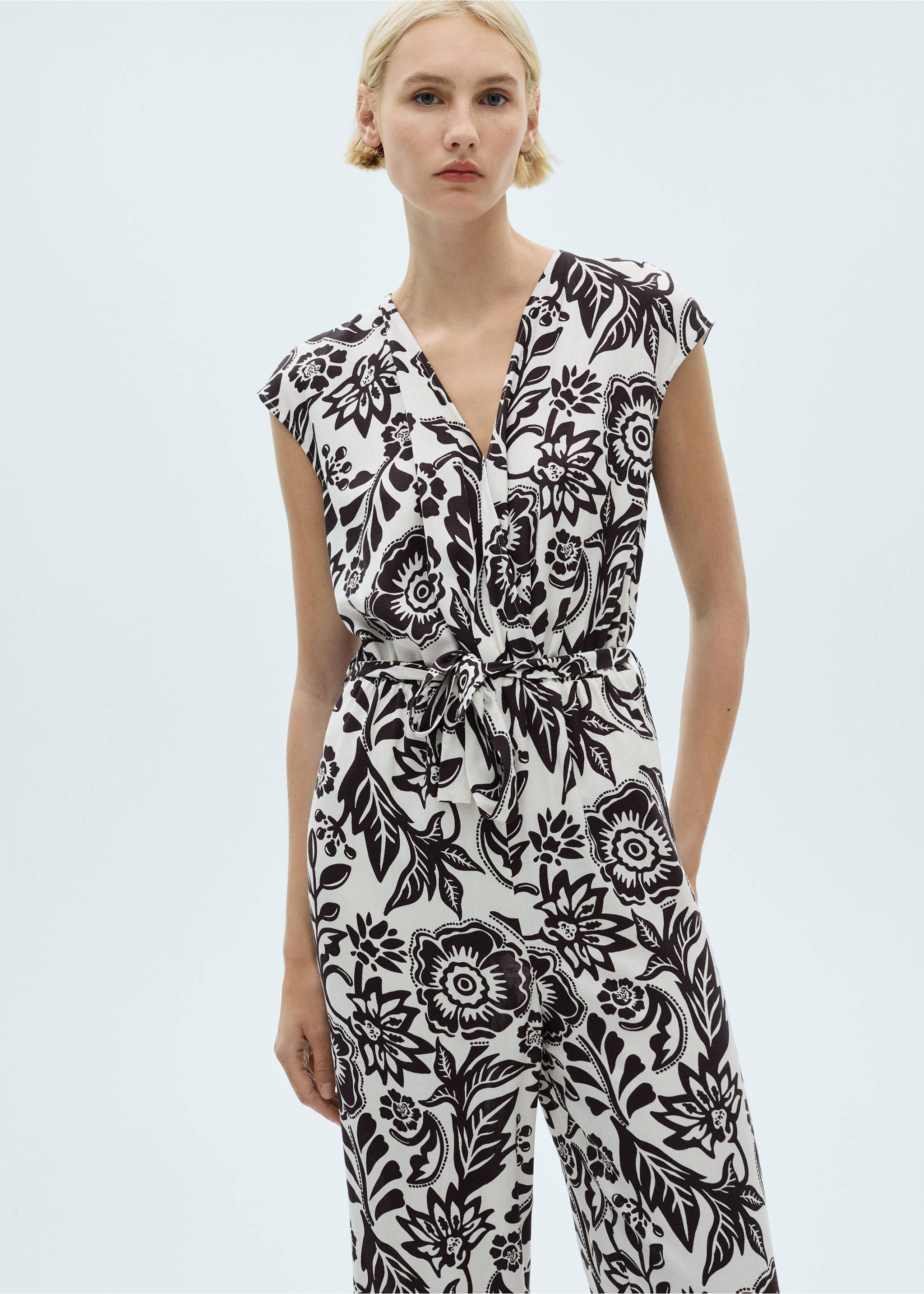 Belt printed jumpsuit - Medium plane, White. Ref: 87070579-00.