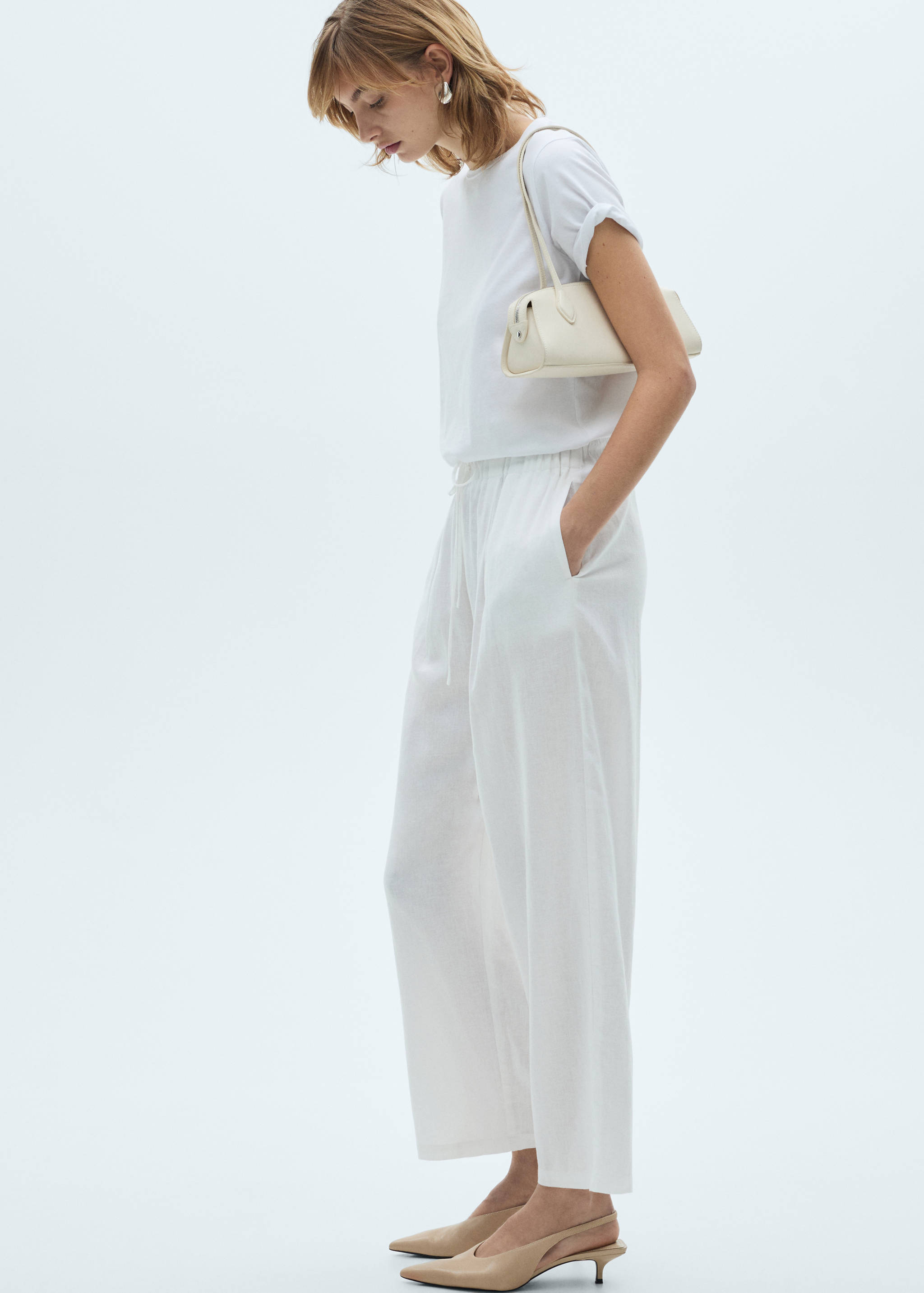 Flowing linen trousers - Details of the article 6