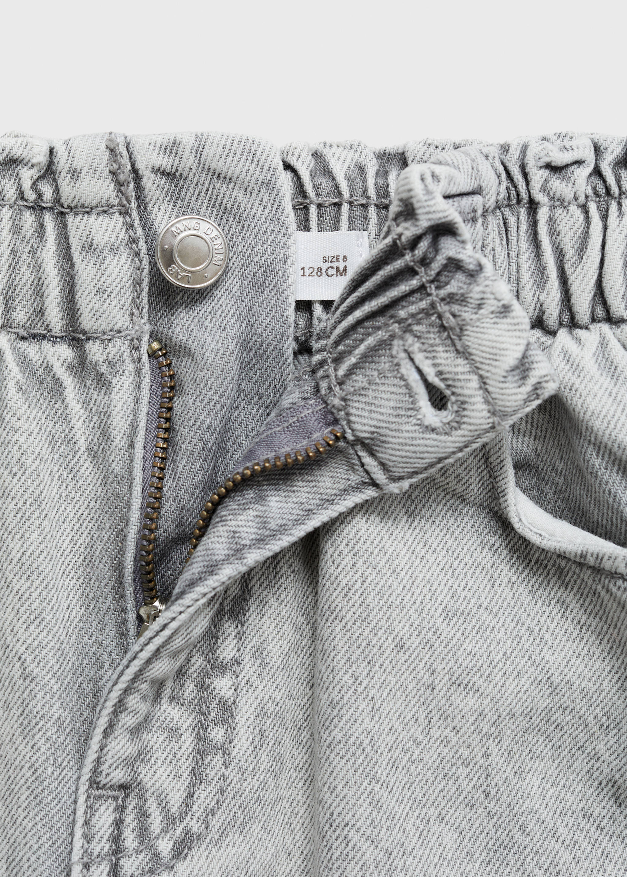 Short denim skirt - Details of the article 8