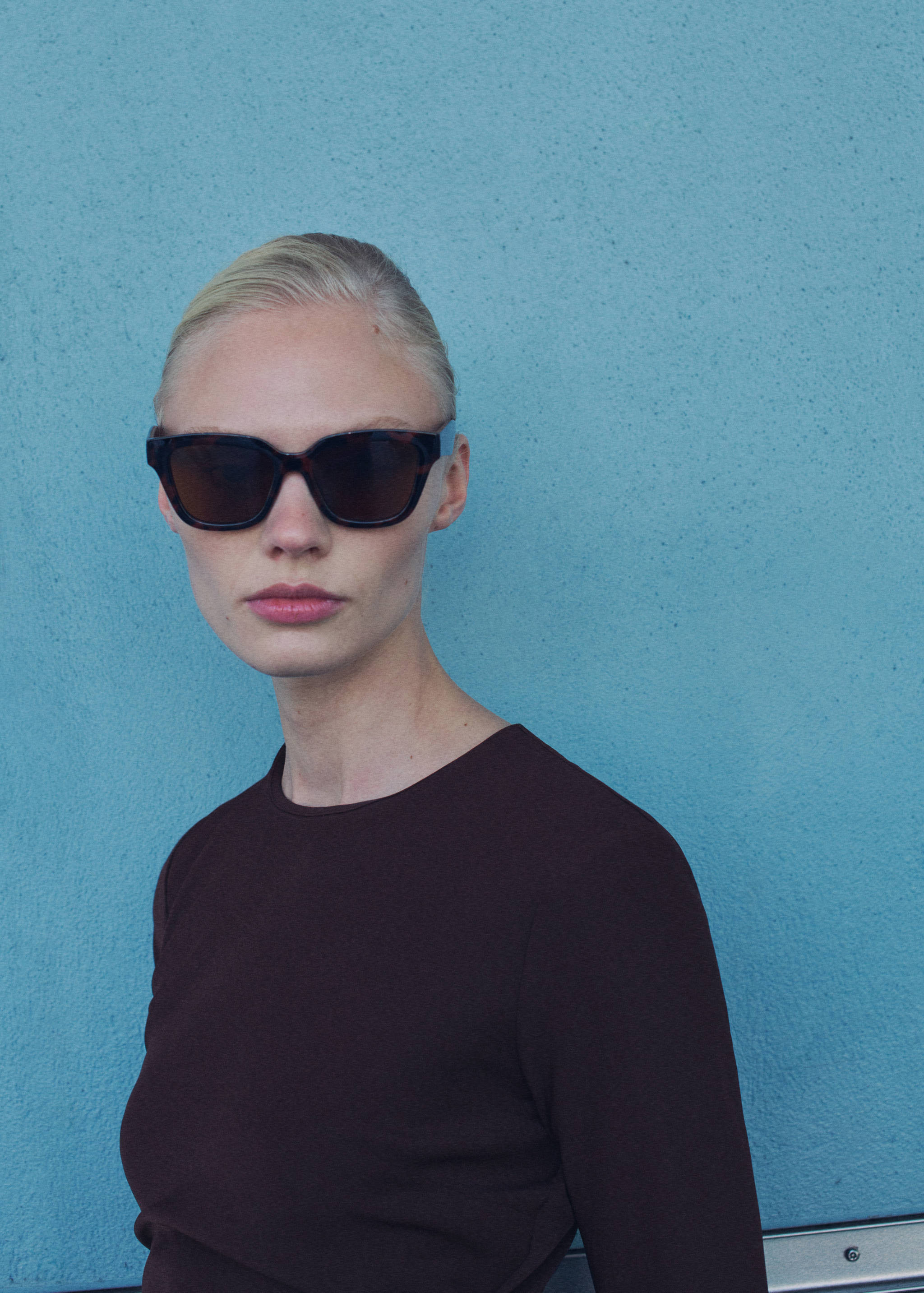 فستان متوسط الطول بخصر منسدل - تفاصيل المنتج 1