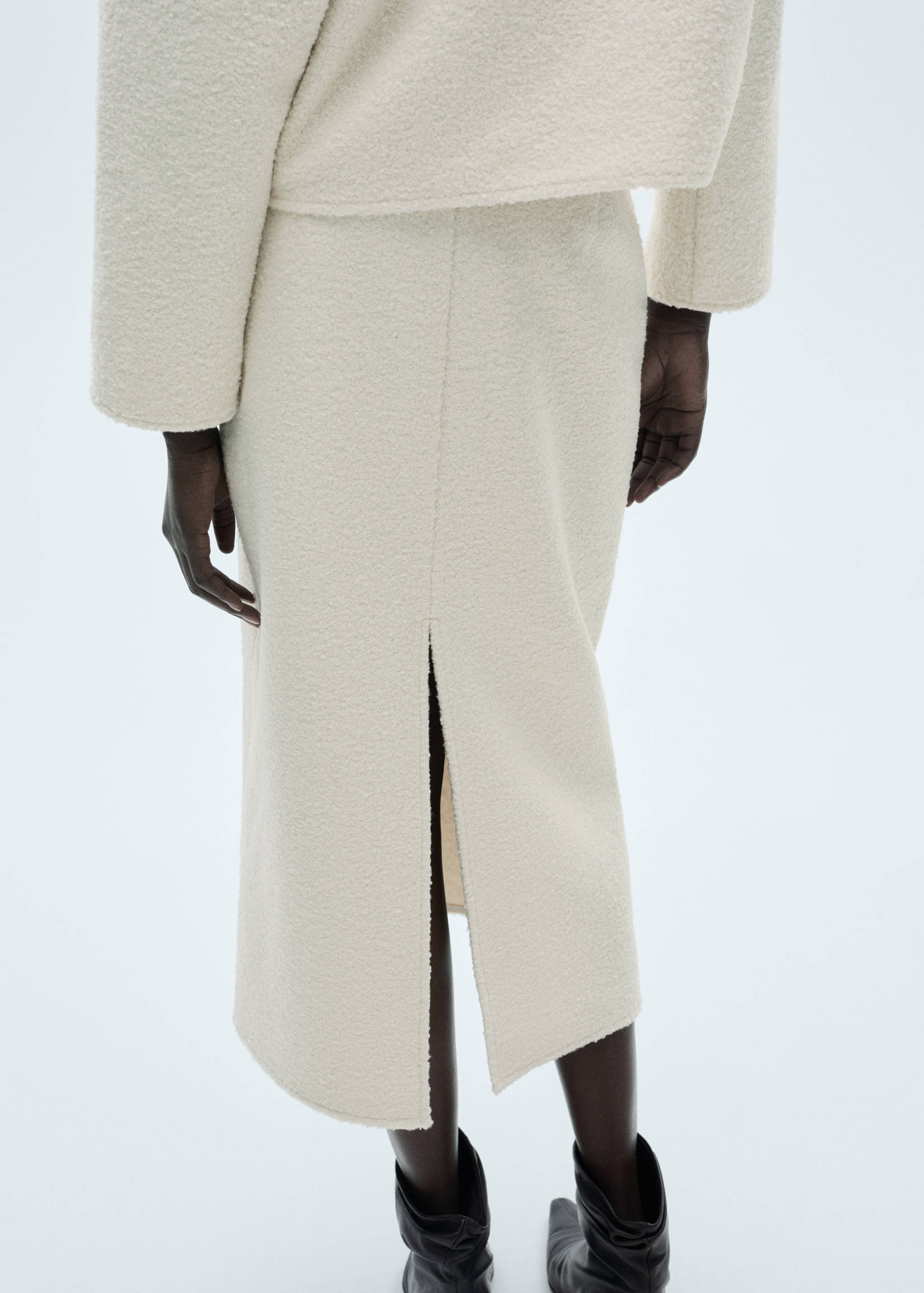 Bouclé midi-skirt - Details of the article 6