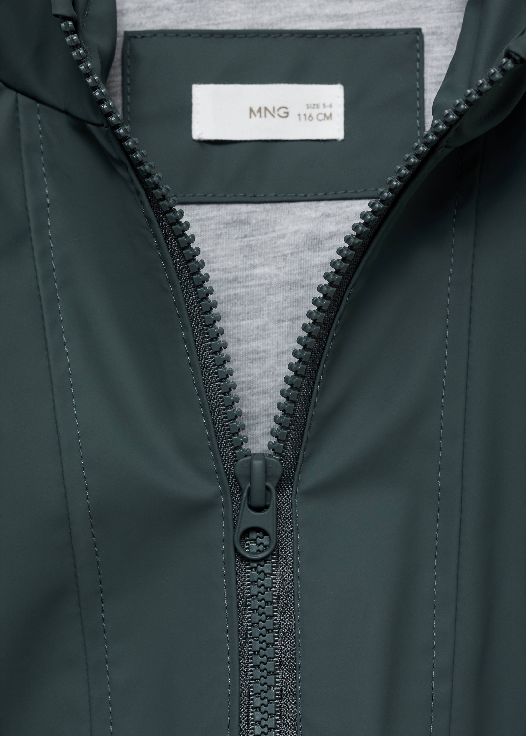 Anorak impermeable capucha - Detalle del artículo 8