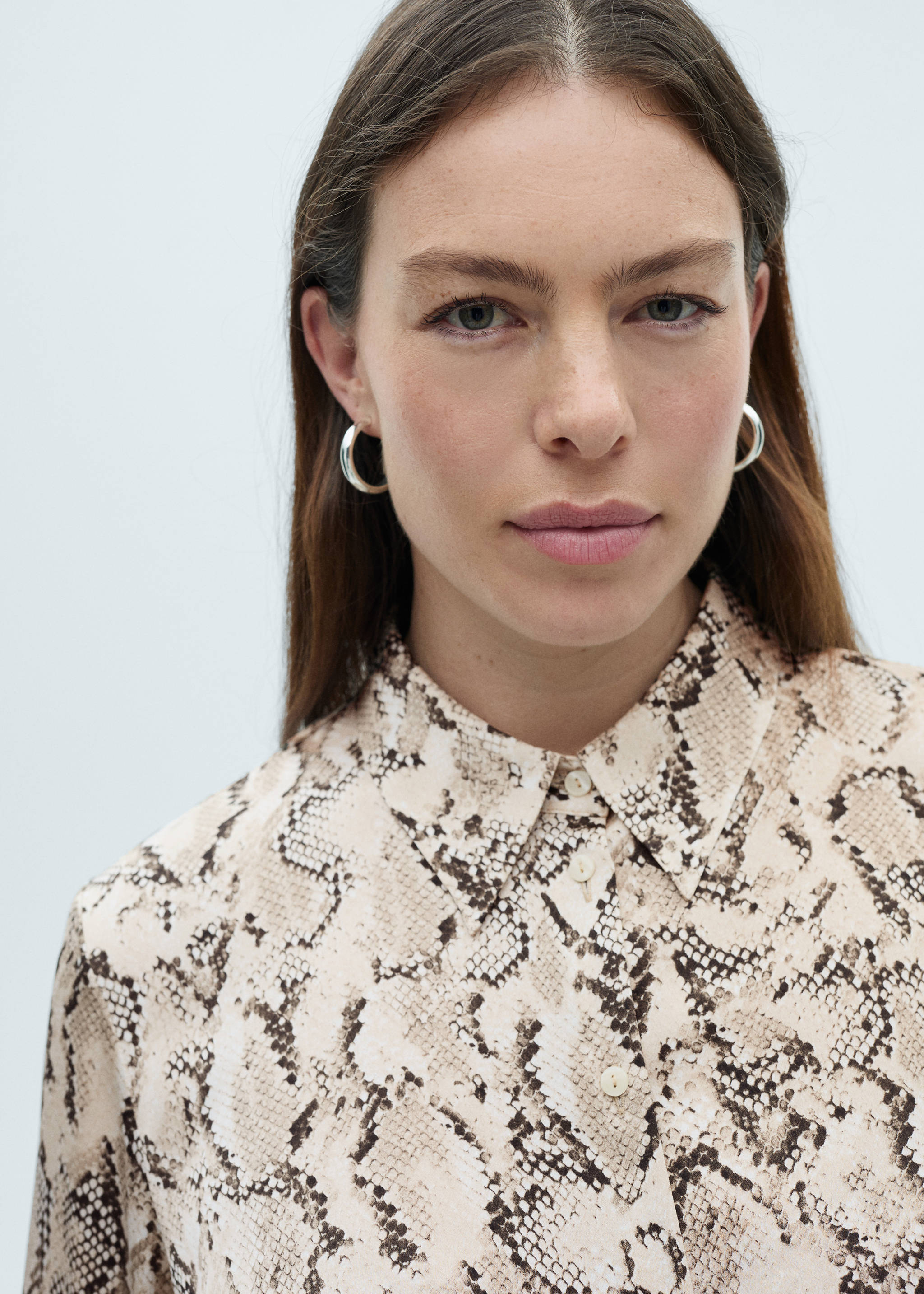 Chemise satinée imprimée - Détail de l'article 4