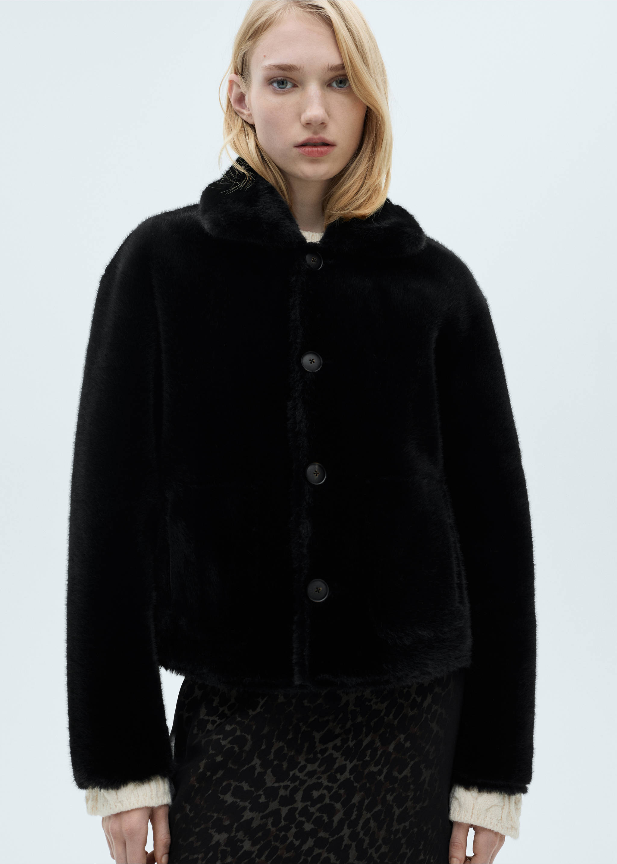 Veste double face simili-cuir poches - Détail de l'article 4, Noir. Ref: 87070642-00.