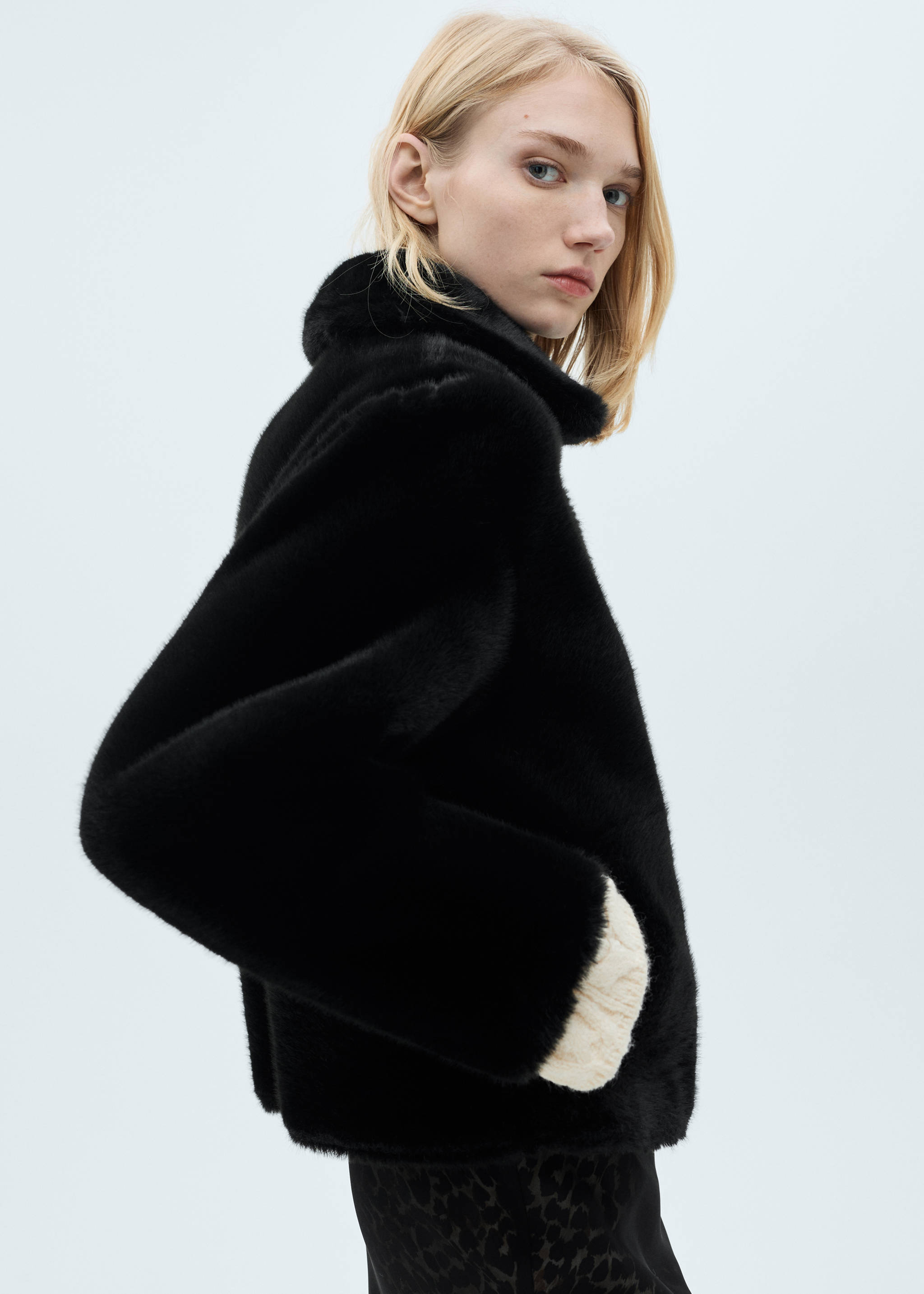 Double-sided faux-leather jacket with pockets - Details of the article 6