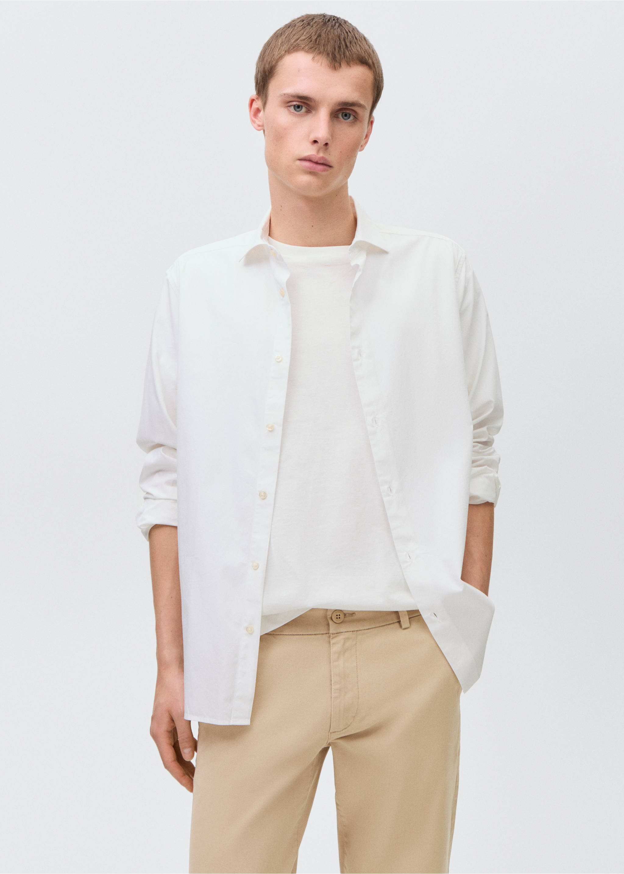 Straight-fit chino pants - Details of the article 2, Sand. Ref: 87071053-00.