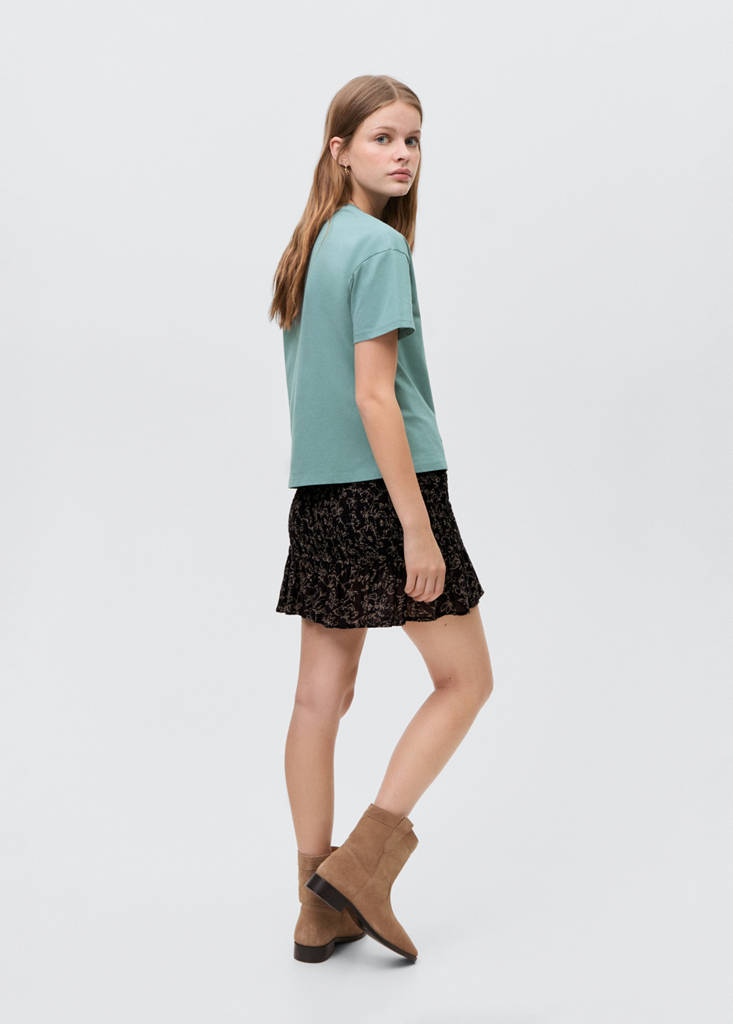 Gathered skirt with ruffle — Black