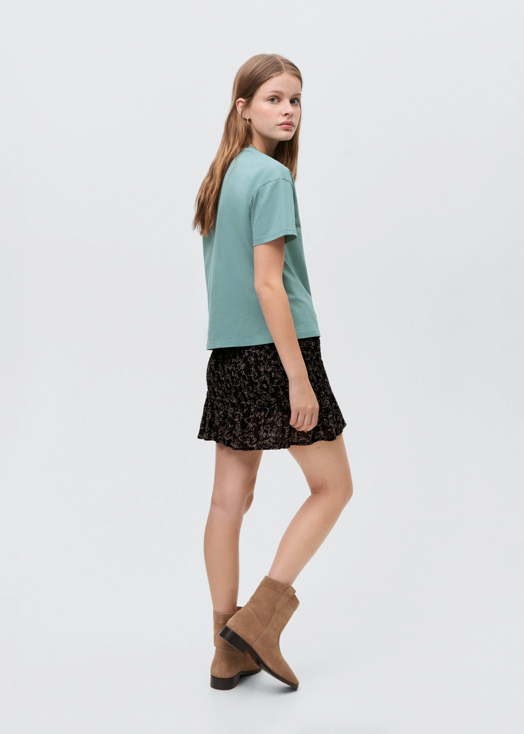 Geraffter Rock mit Rüschen - Rückseite des Artikels