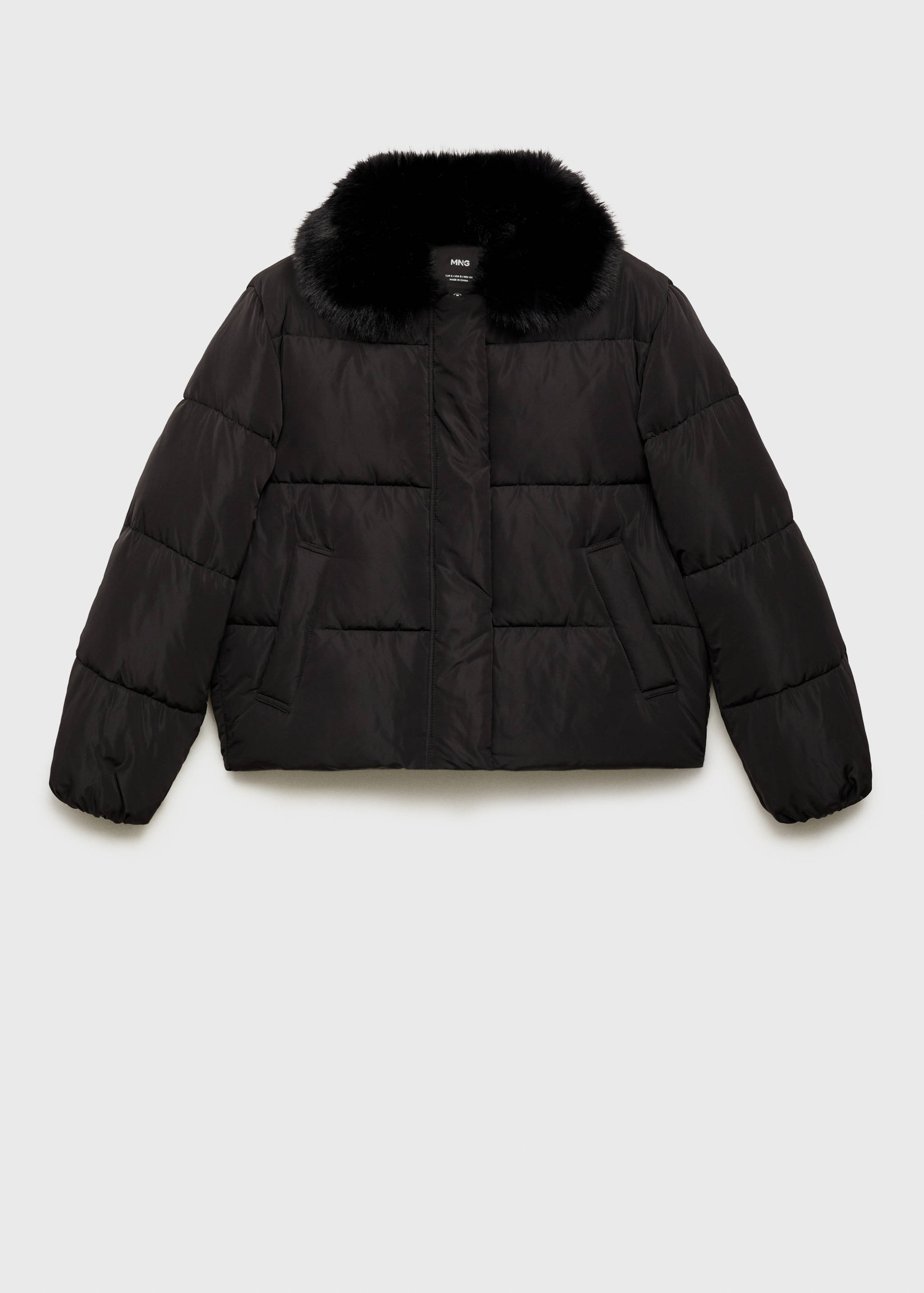 Short padded anorak with fur collar - Article without model