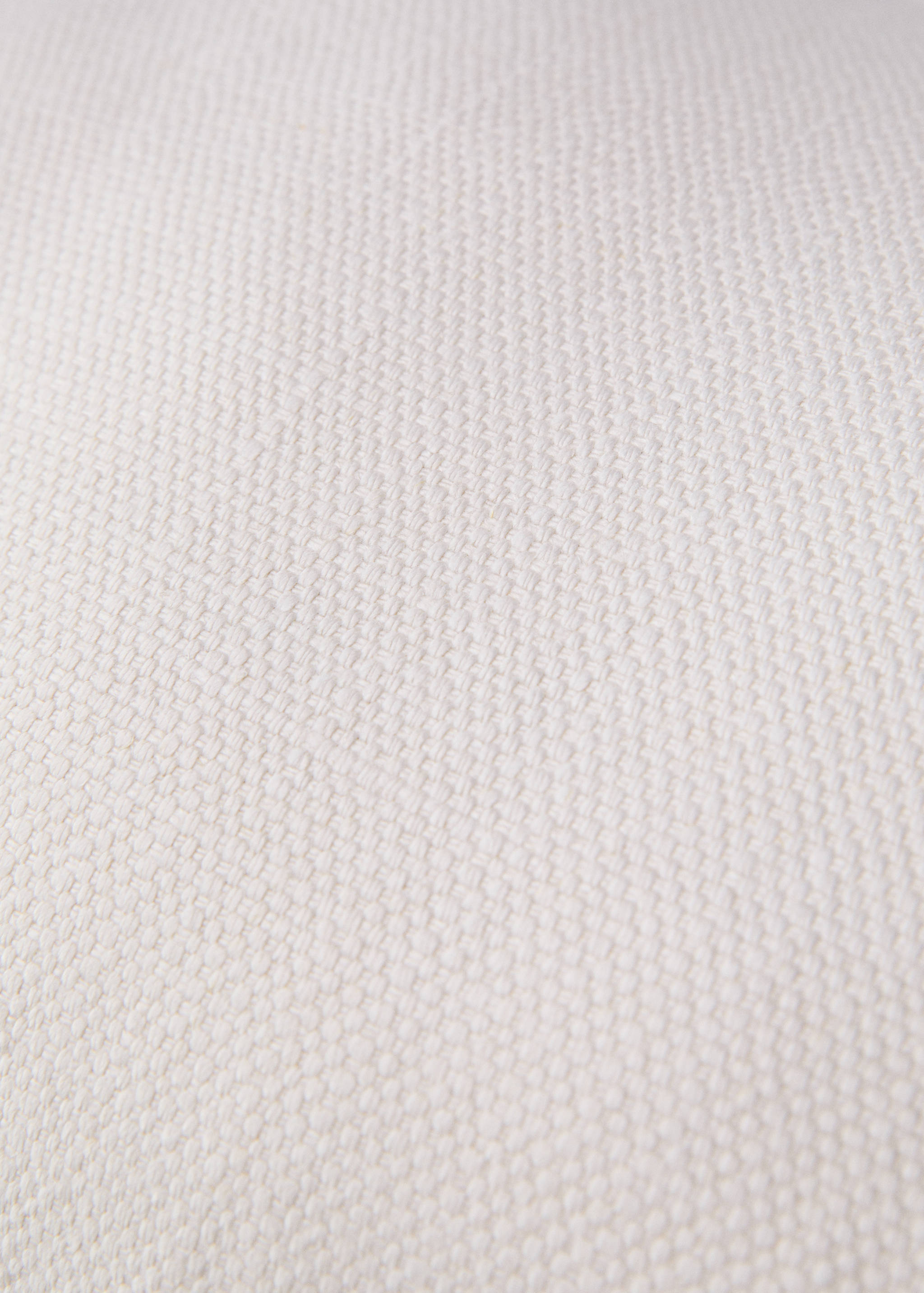 Linen textured cushion cover with overlock detail 40x60cm - Details of the article 3