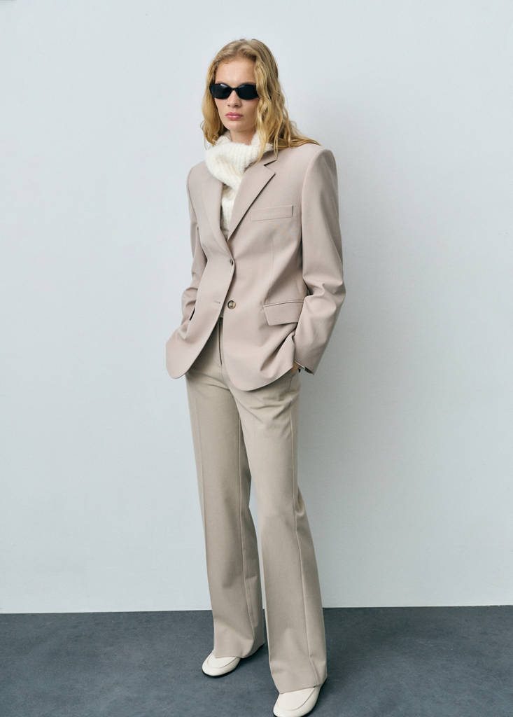 Mid-rise flare trousers — Beige