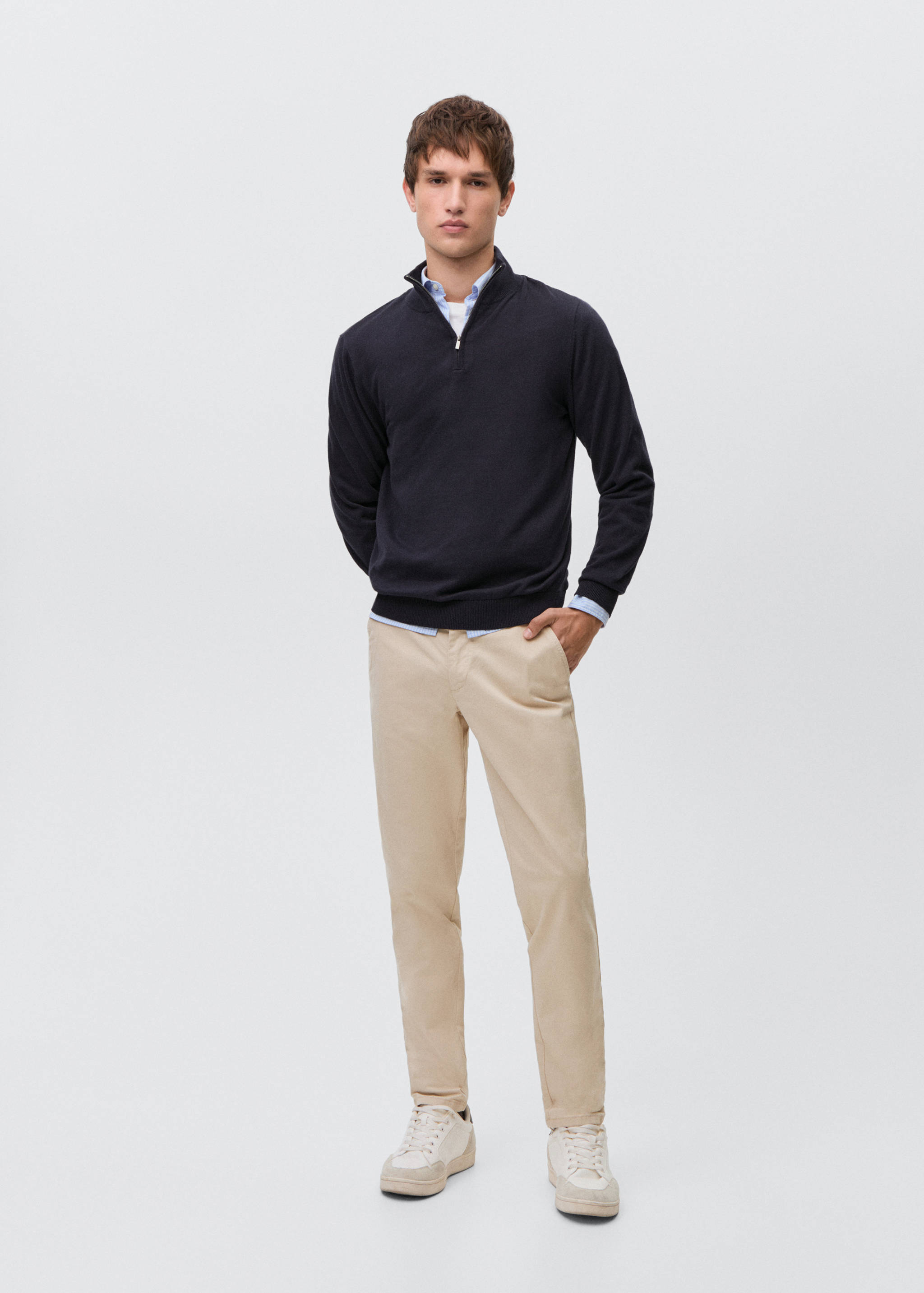 Cotton chinos - General plane