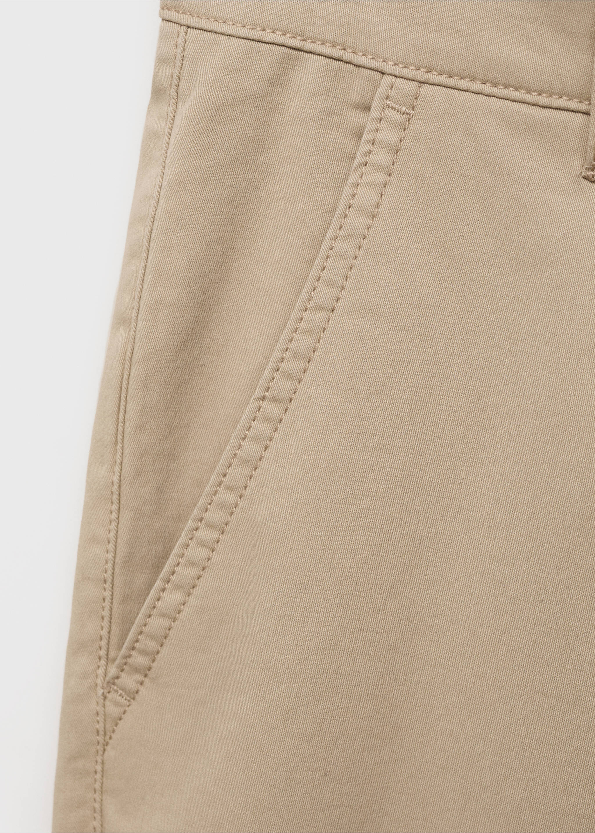 Pamuklu chino pantolon - Ürün detayı 0, Bej. Ref: 87072541-00.
