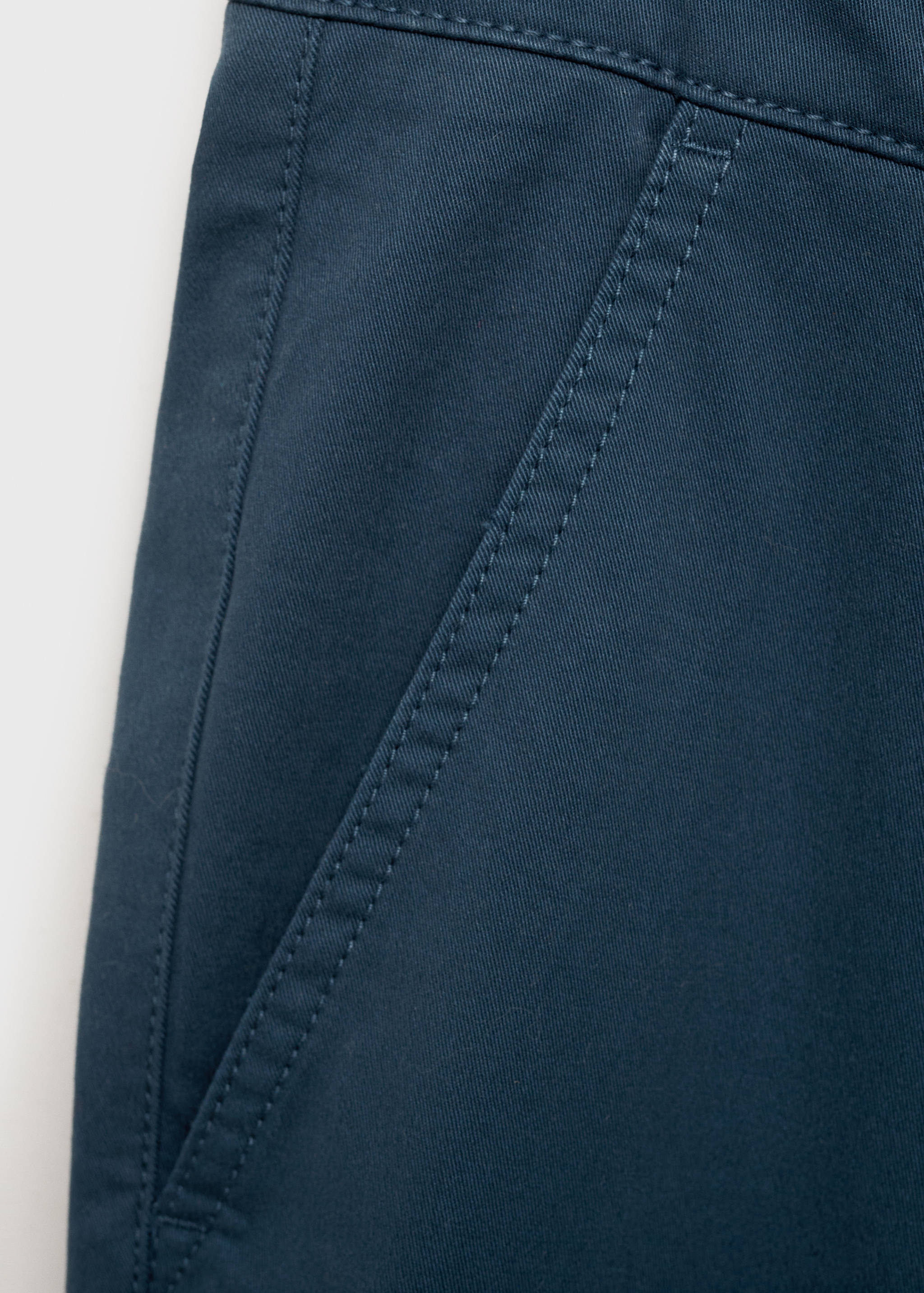 Cotton chinos - Details of the article 0
