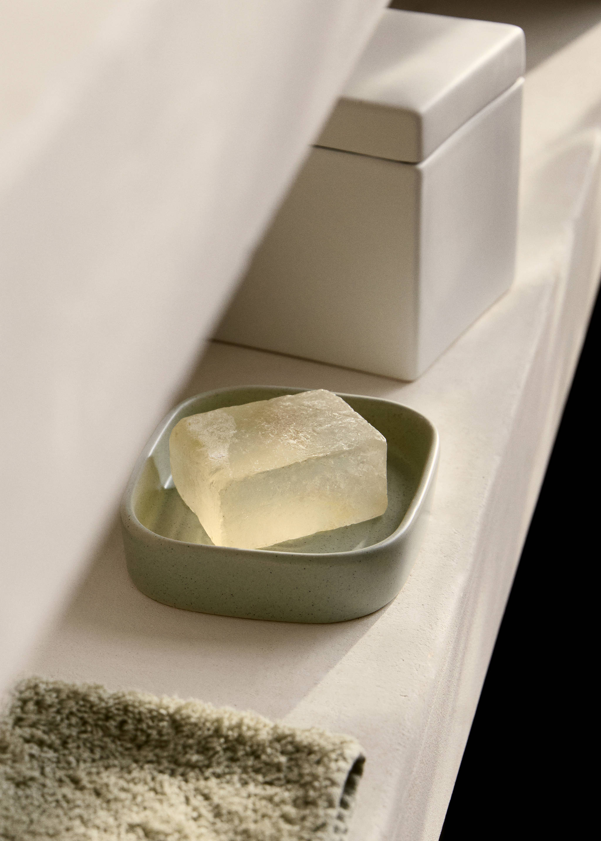 Săpunieră din ceramică cu dungi - Plan general