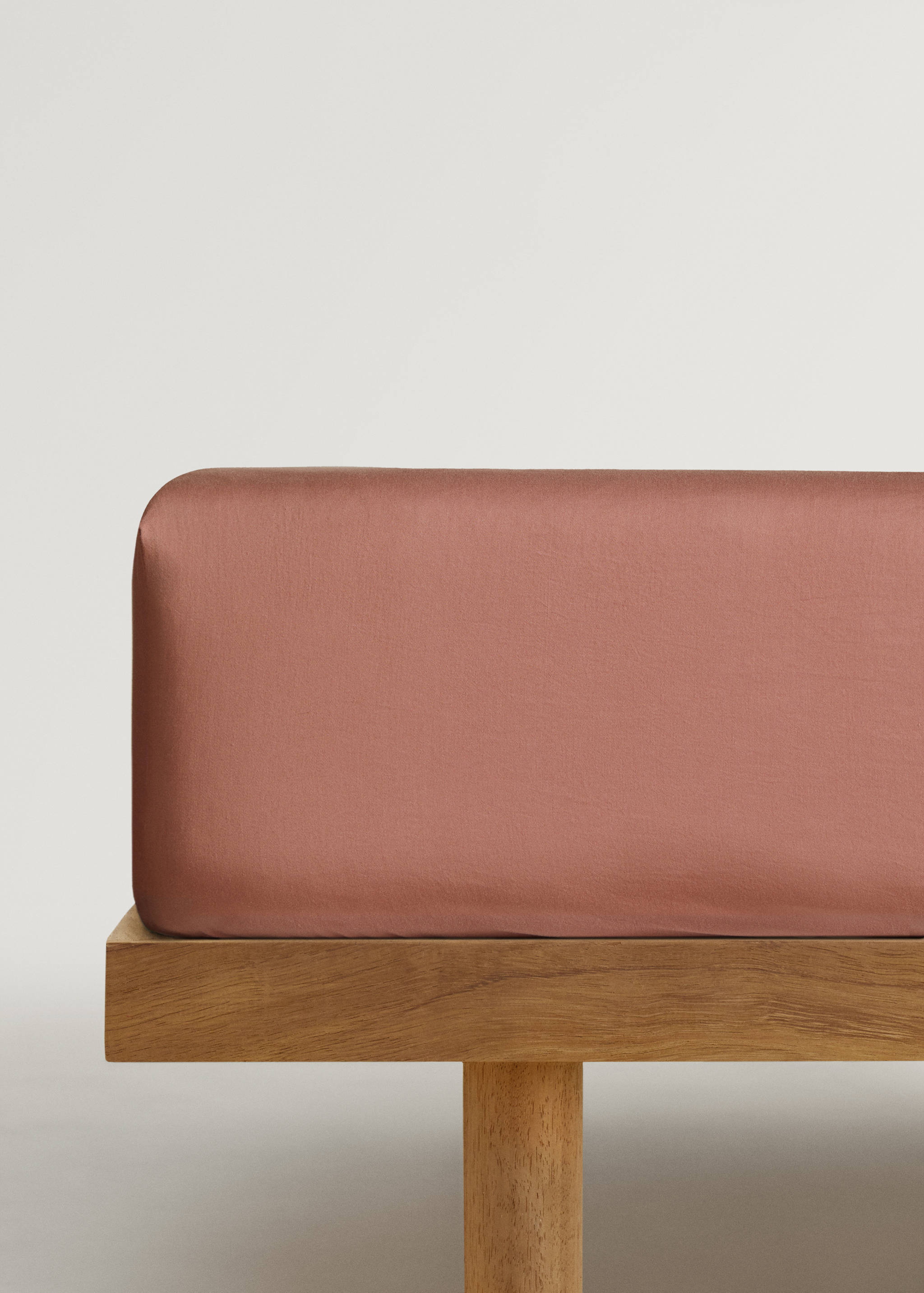 Washed cotton satin fitted sheet Queen bed - Article without model