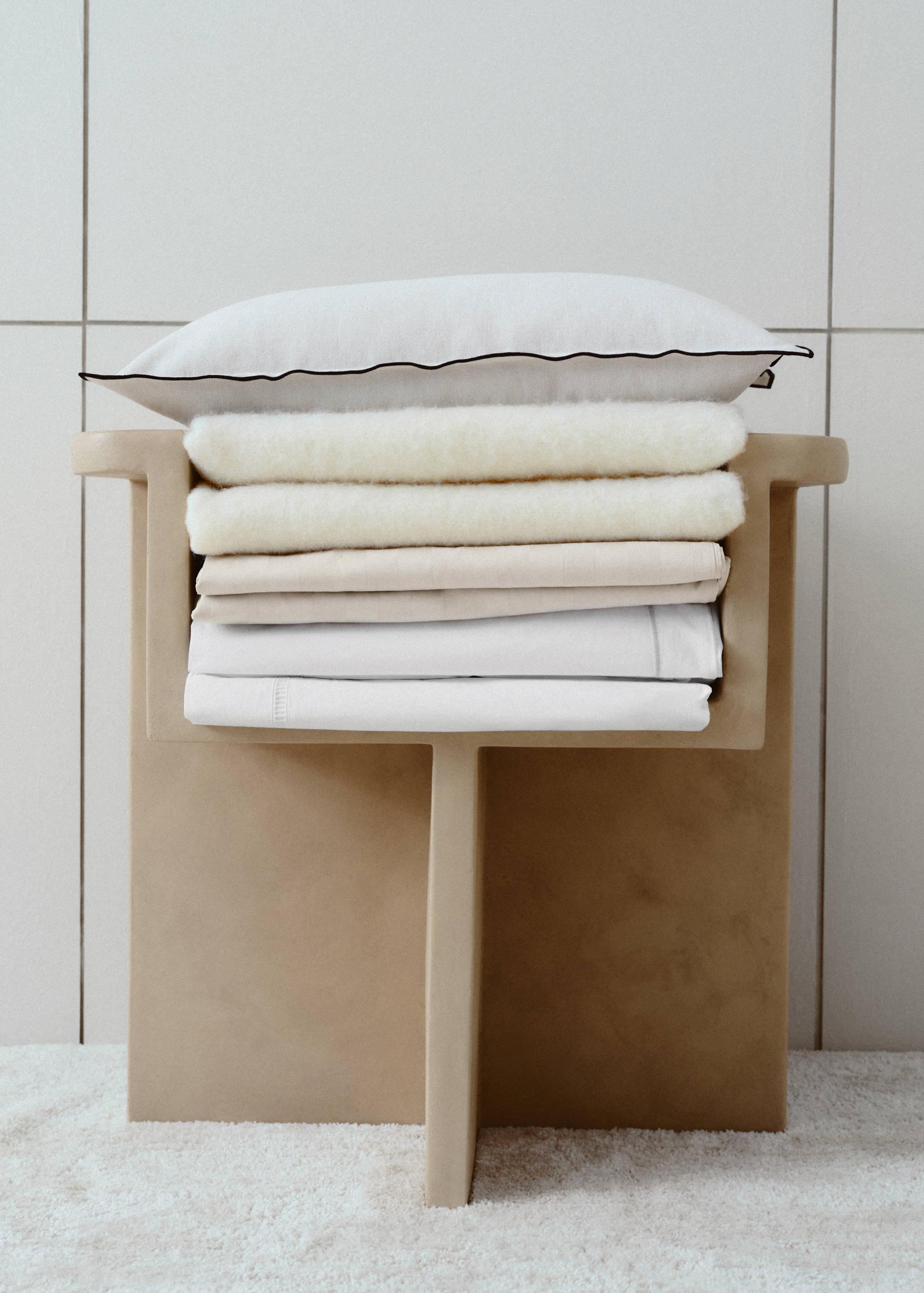 Soft-effect blanket with fringed trim - Details of the article 6