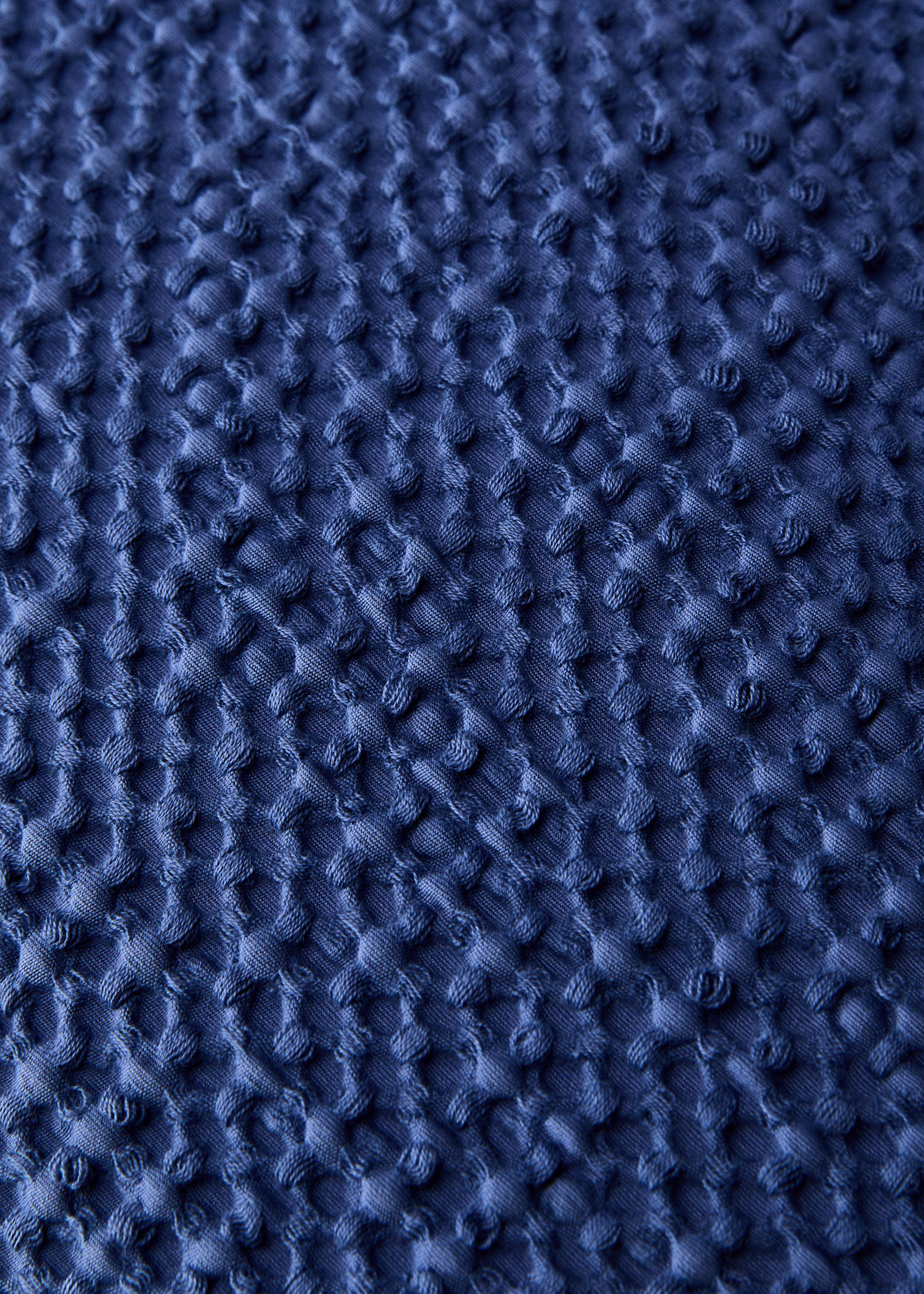 Garment-dyed waffle cotton cushion cover 50 x 50 cm - Details of the article 3