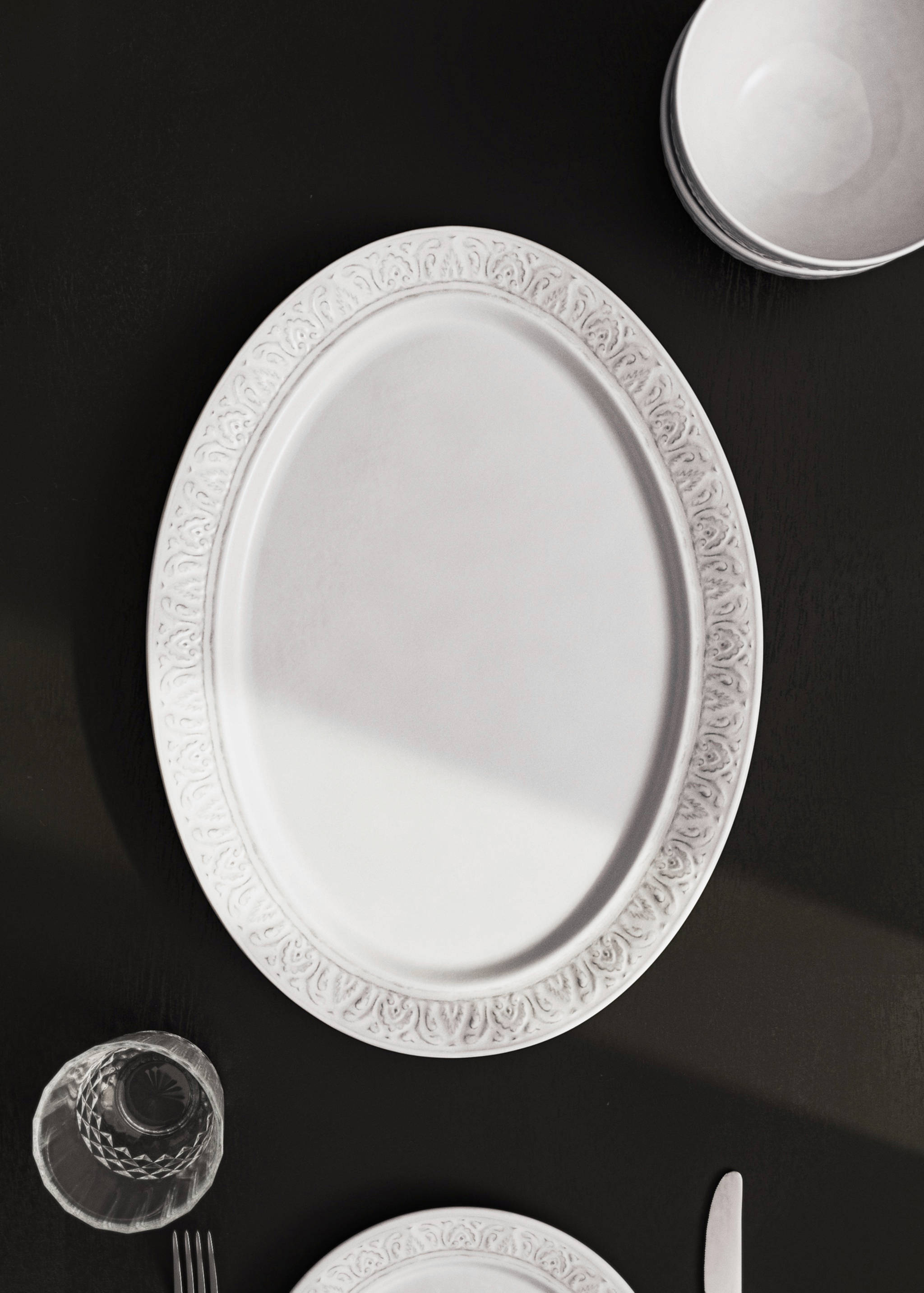 Schale aus Steingut mit Bordüre - Allgemeine Ansicht