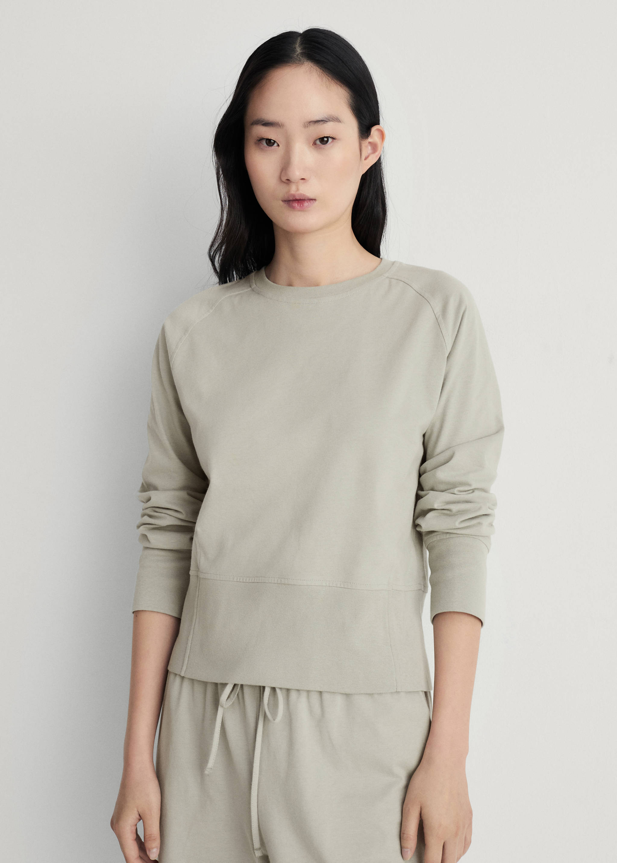 Cotton trousers with soft finish - Reverse of the article