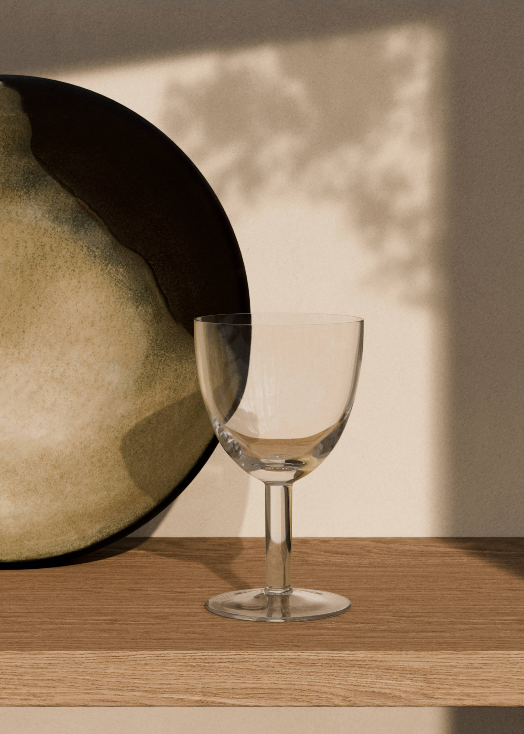 Low hand-blown stem glass - General plane, Ice Grey. Ref: 87072975-00.