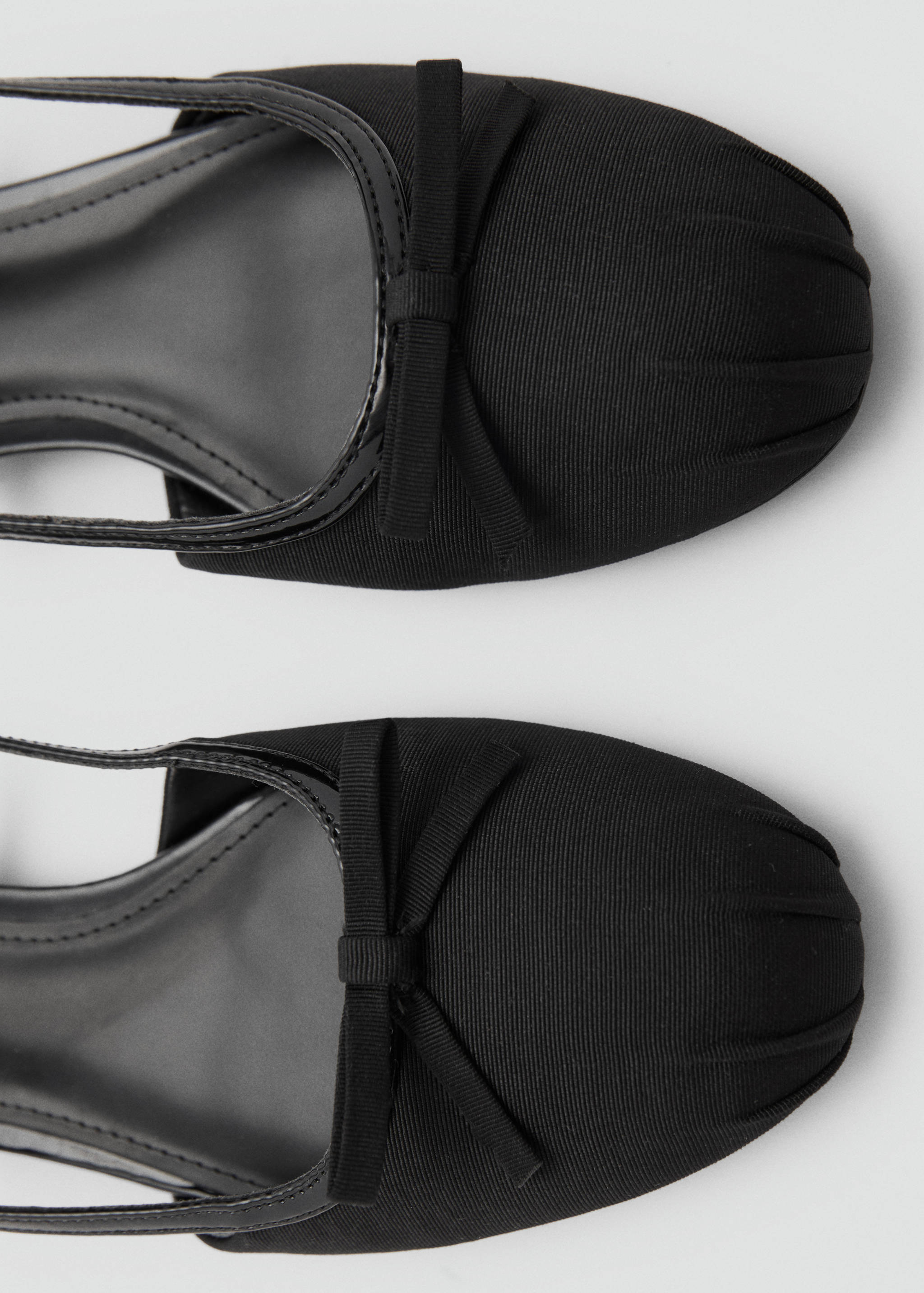 Ballet flats with decorative bow tie - Details of the article 2