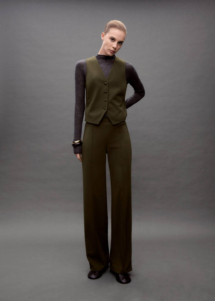 Straight knitted trousers — Khaki