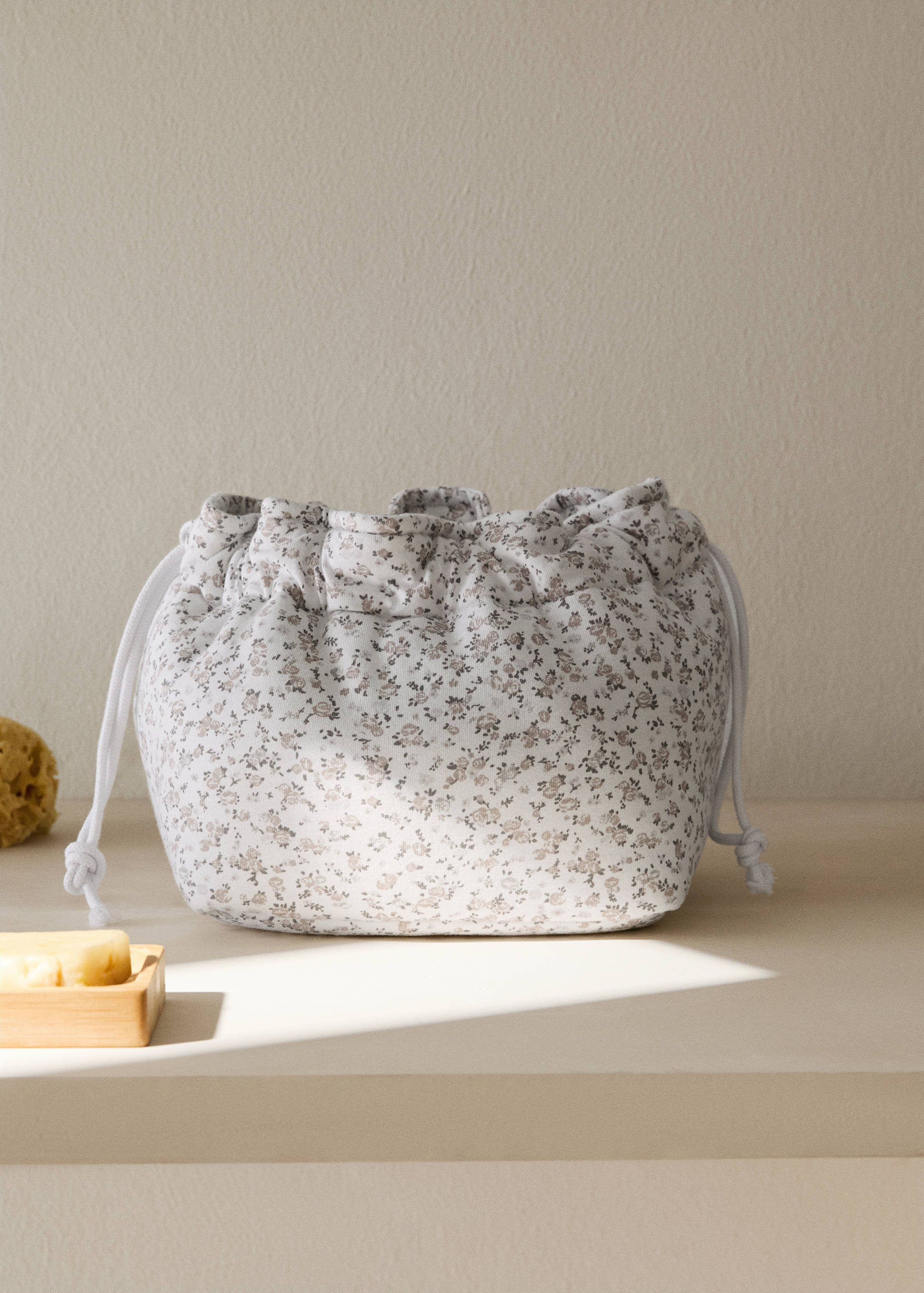 Organisateur de table à langer imprimé mini fleur - Plan général