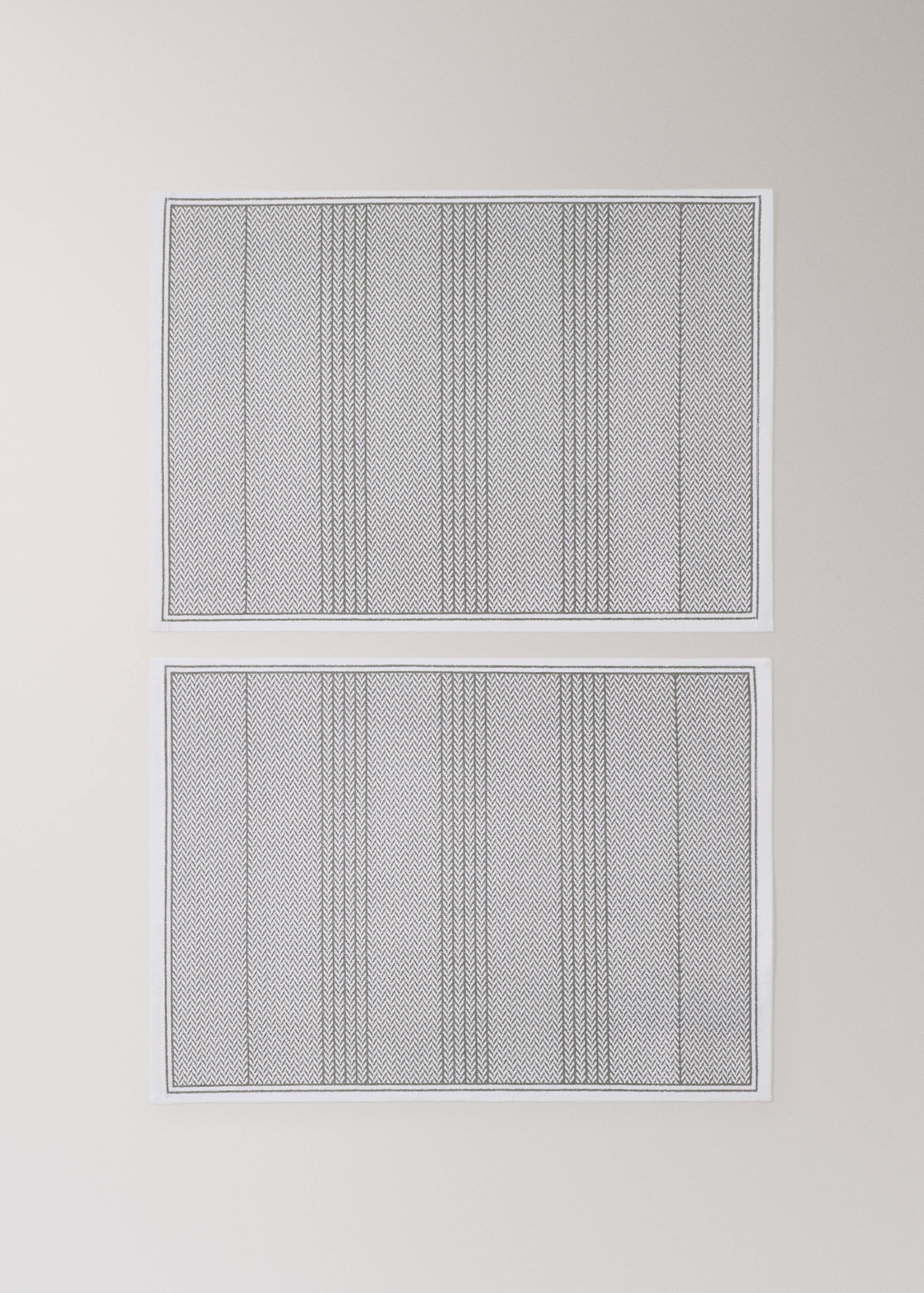 Geometric-print placemats - Article without model