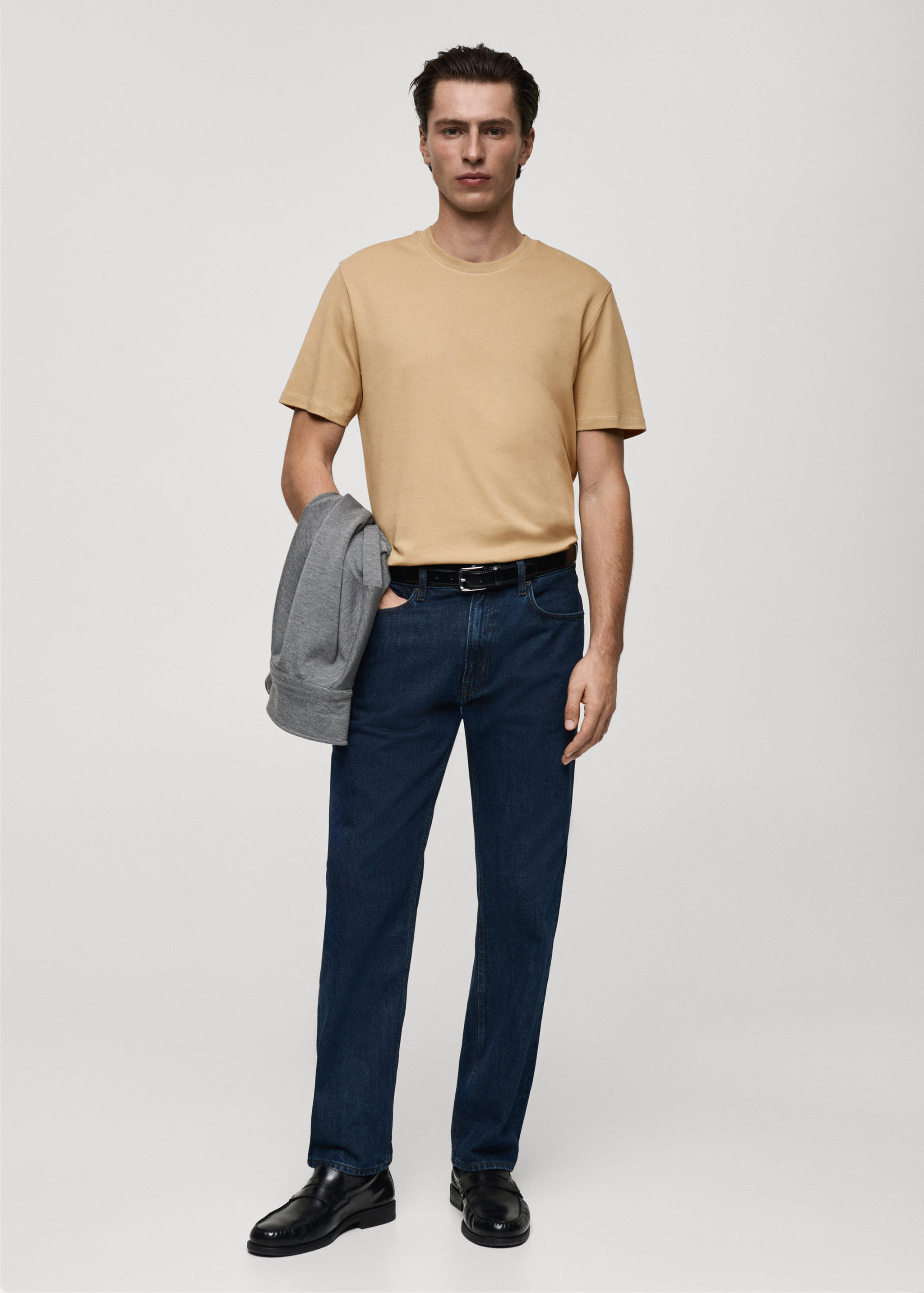 Medium weight regular fit T-shirt - General plane