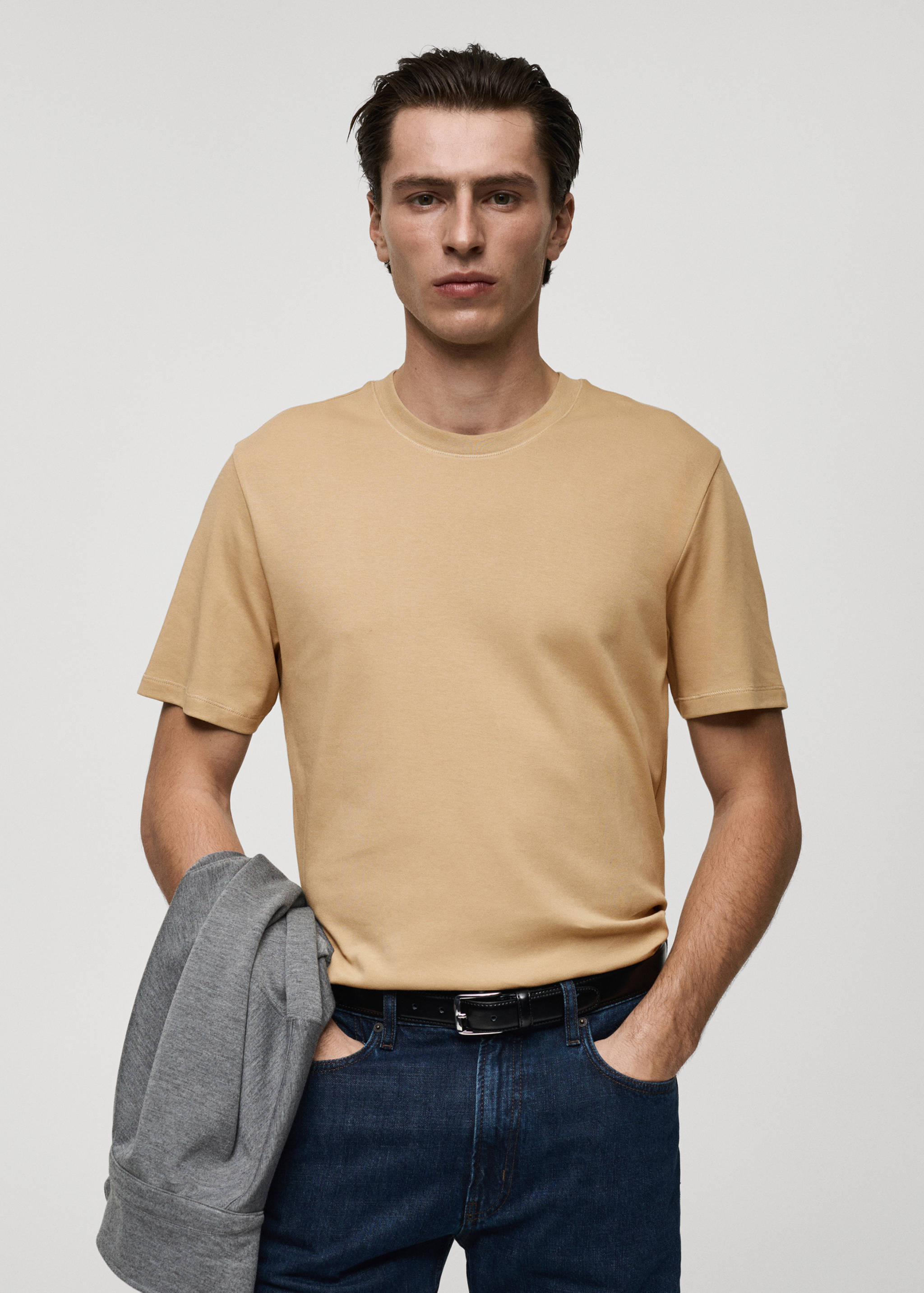 Medium weight regular fit T-shirt - Medium plane