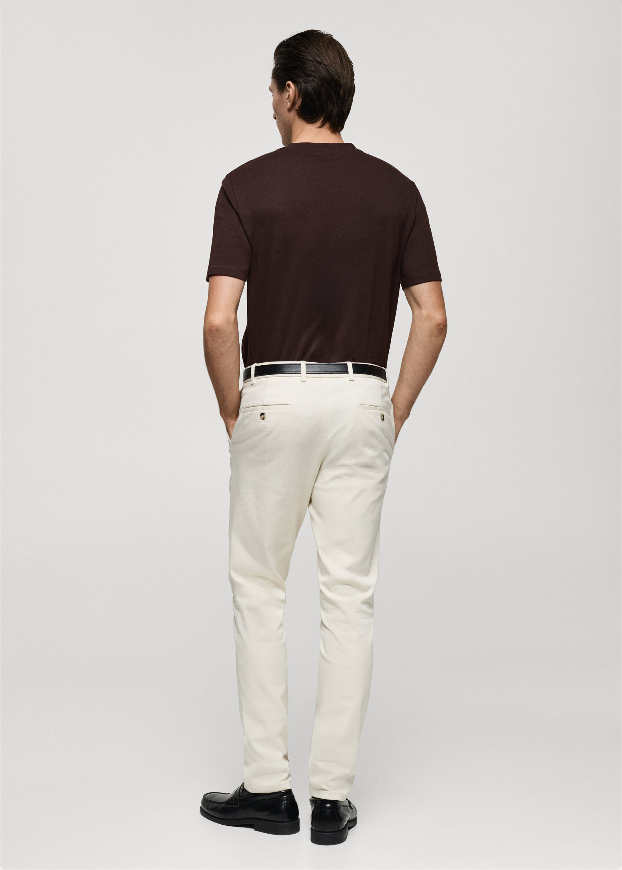 Medium weight regular fit T-shirt - Reverse of the article