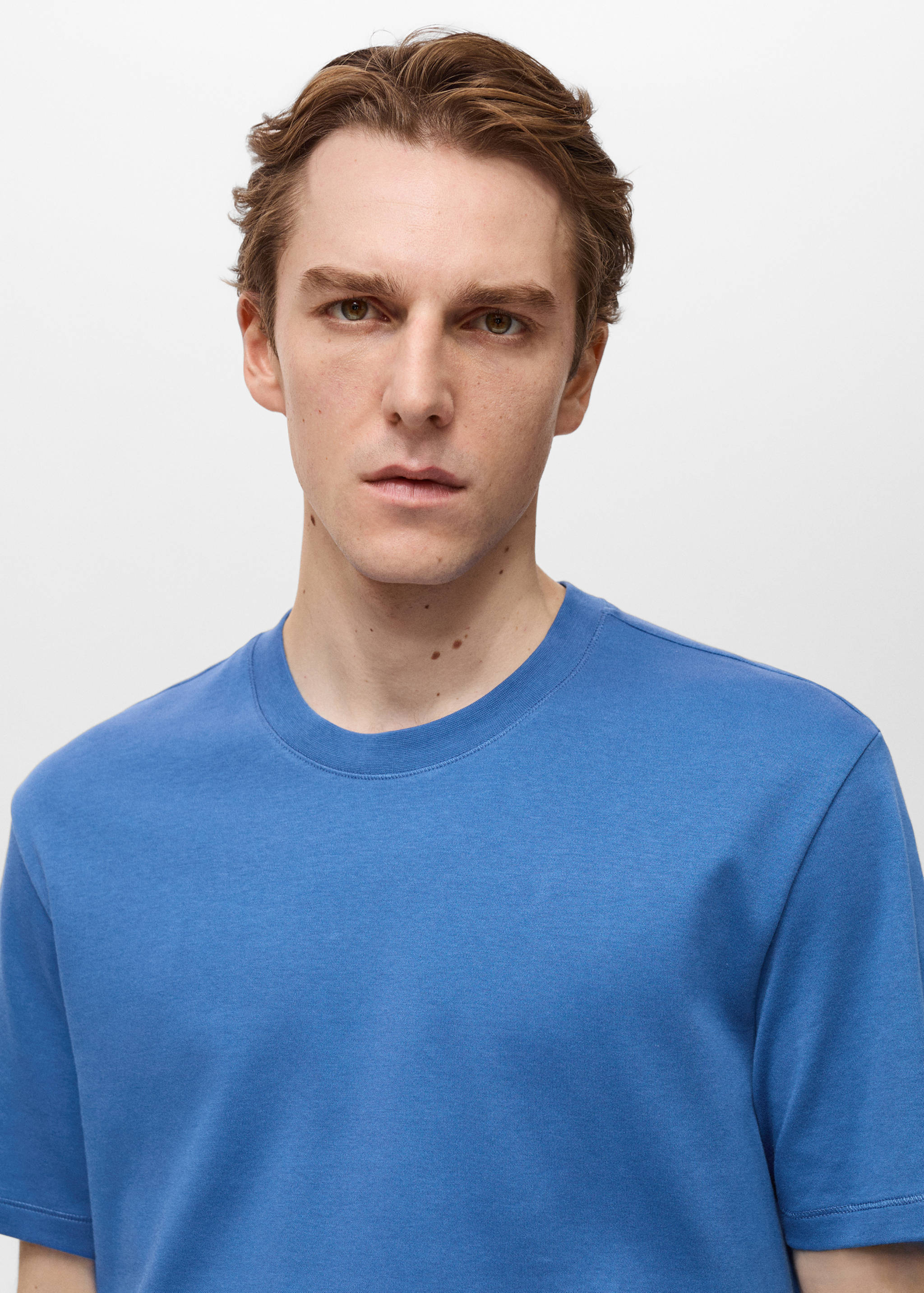 Medium weight regular fit T-shirt - Details of the article 1