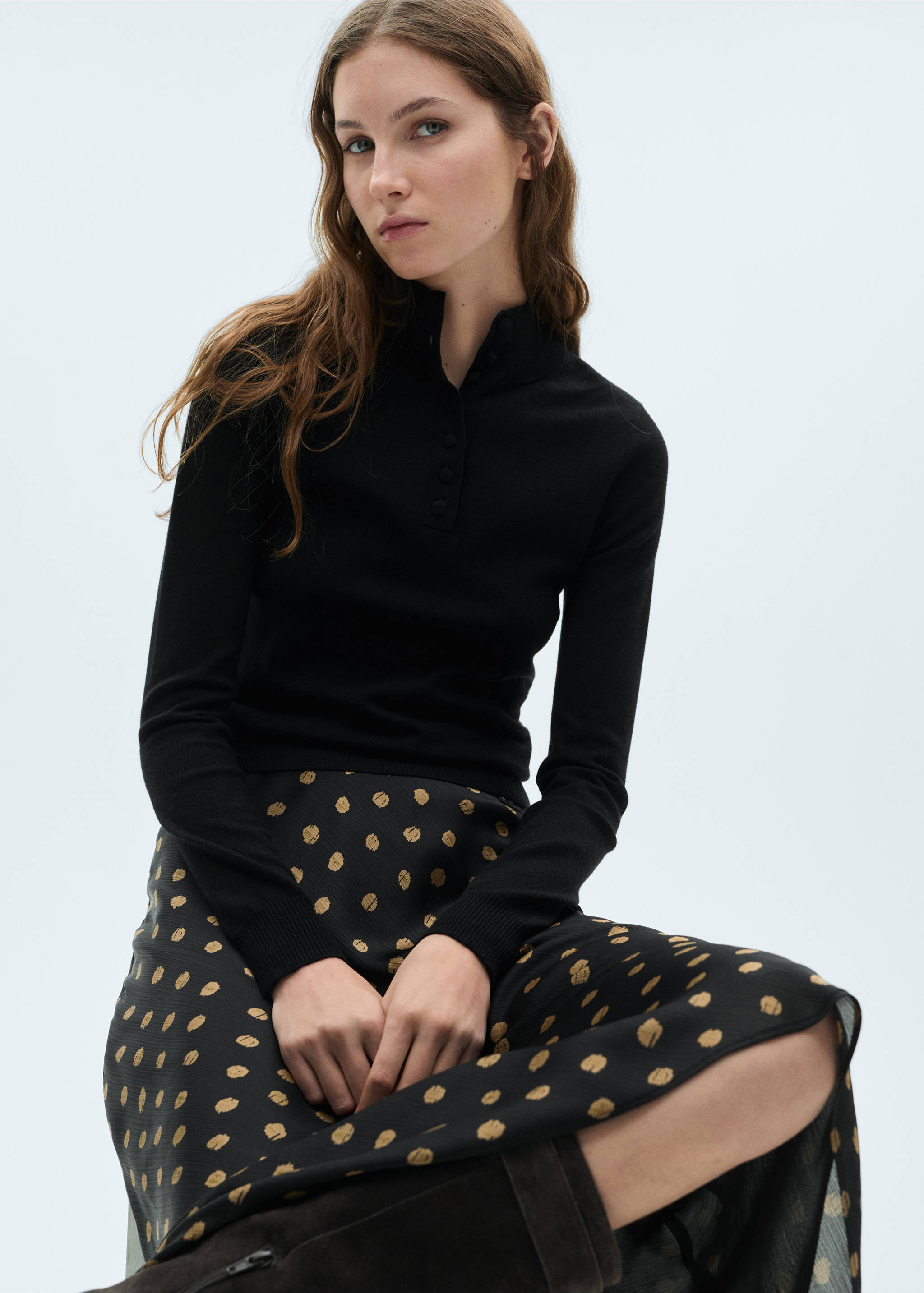 Polka-dot midi skirt - Details of the article 1, Black. Ref: 87074069-00.