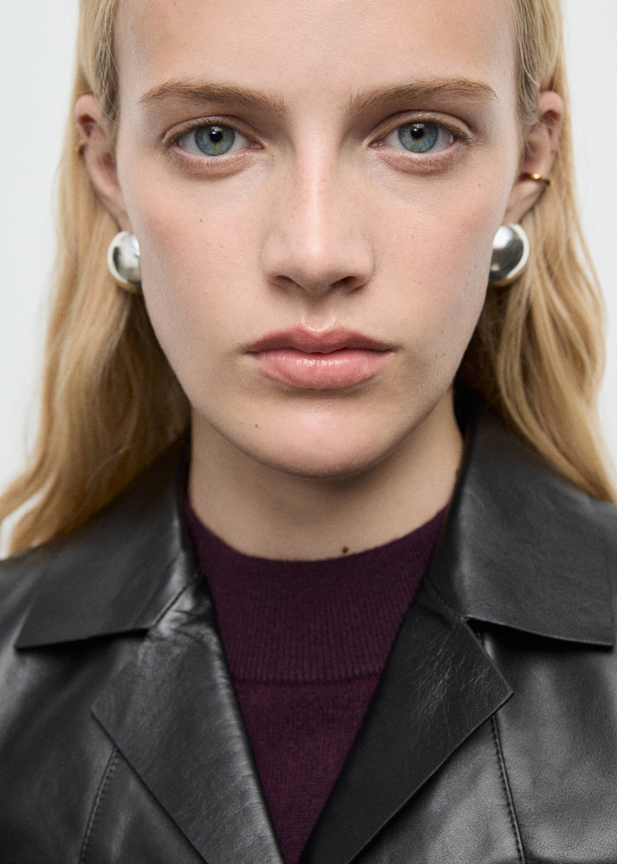 Leather jacket with flap pockets - Details of the article 1