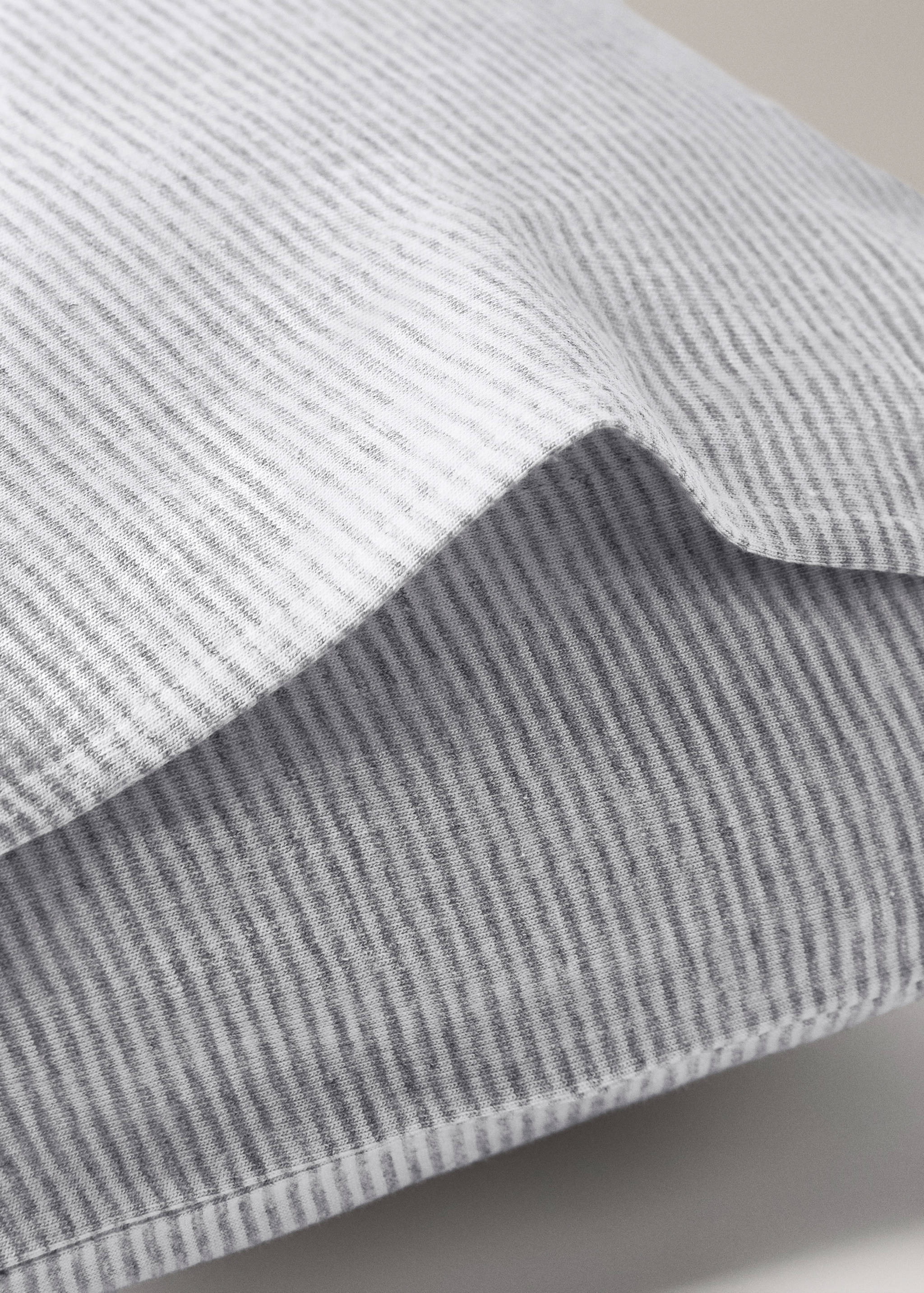 Cotton striped children’s pillowcase 30x50cm - Details of the article 2