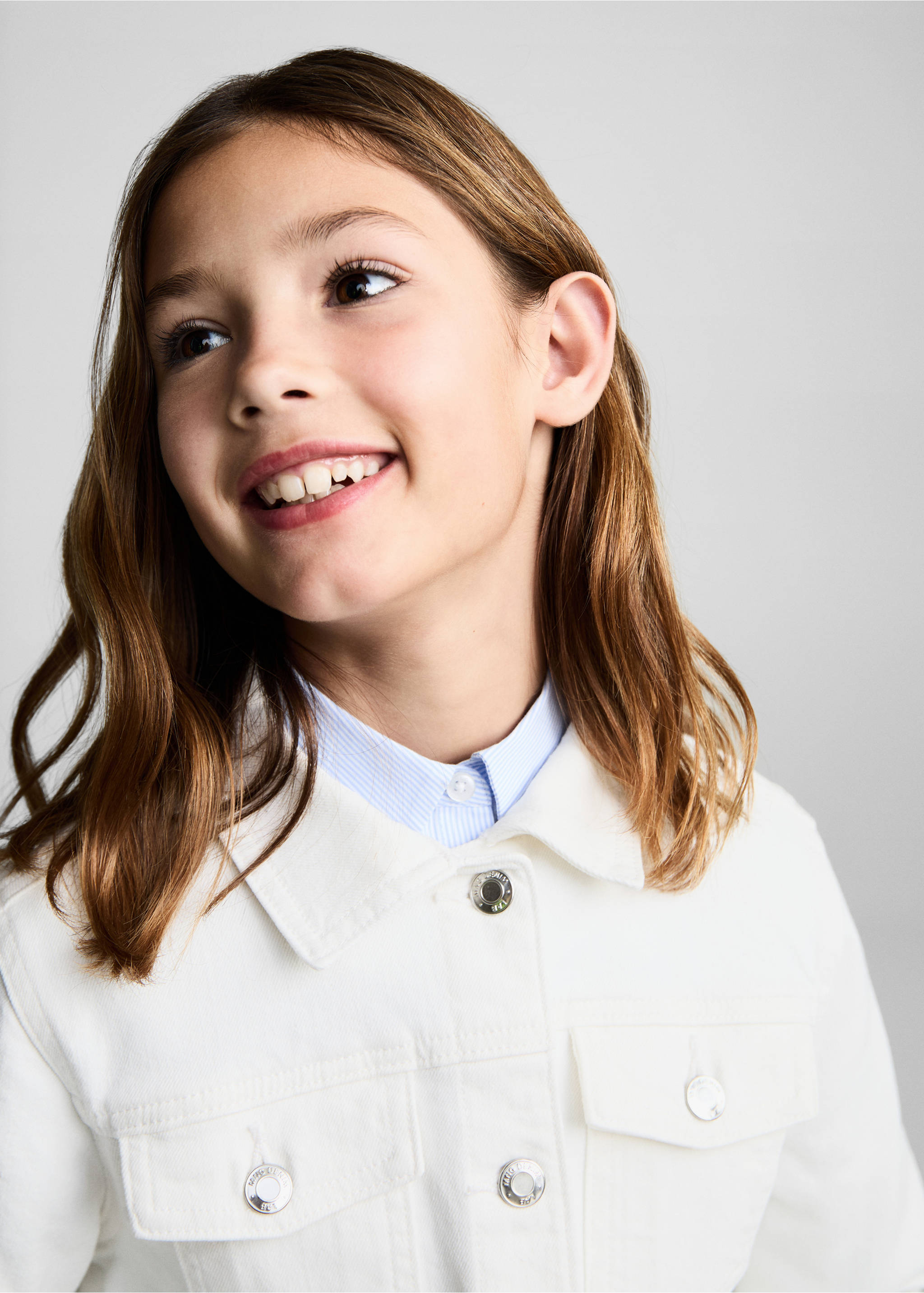 Denim jacket - Details of the article 1, White. Ref: 87074386-00.