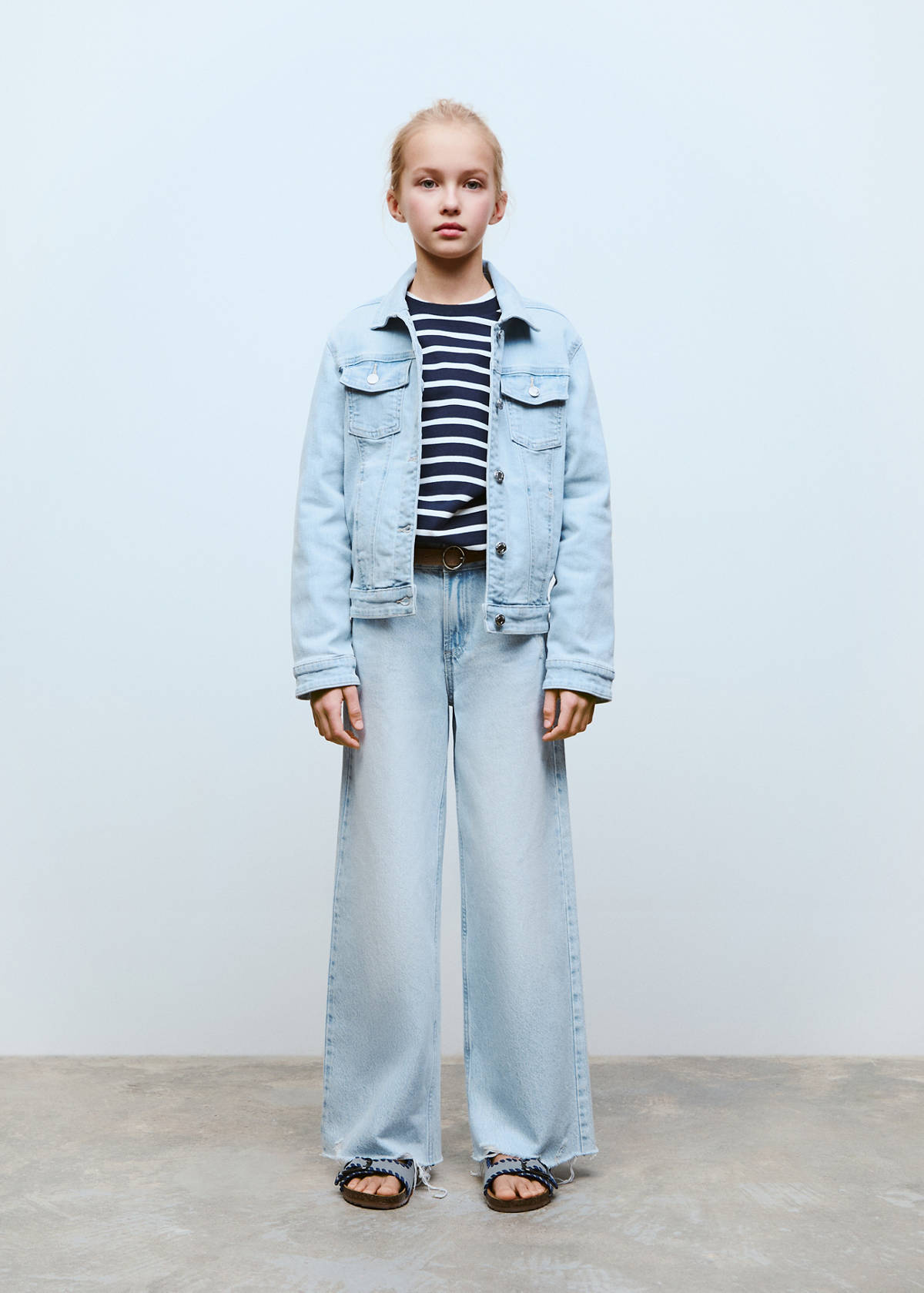 Denim jacket — Light Blue